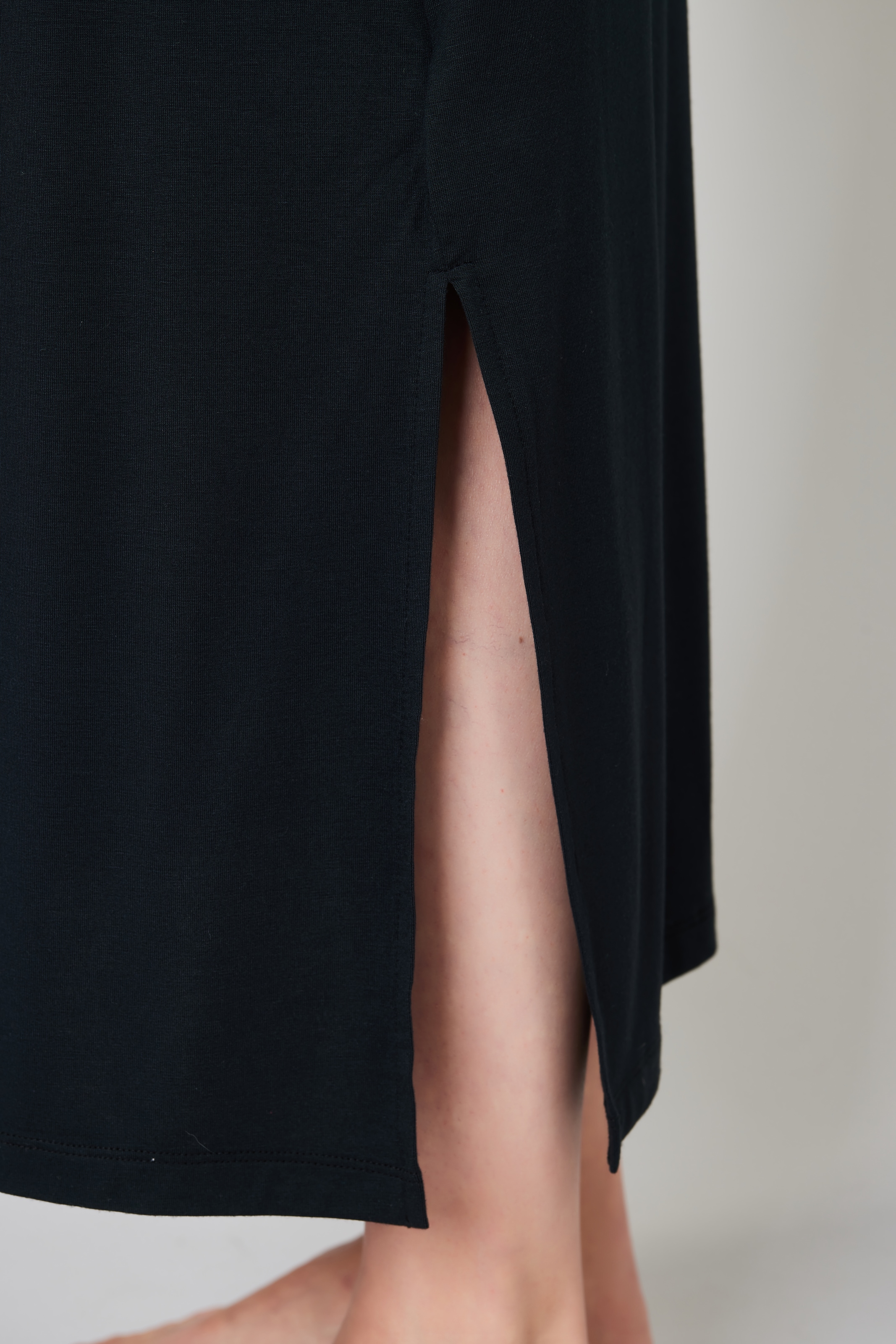 JOOP! Nachthemd »Luxe« Langarm, Cornflower-Logo mit Glitzersteinen, bequem