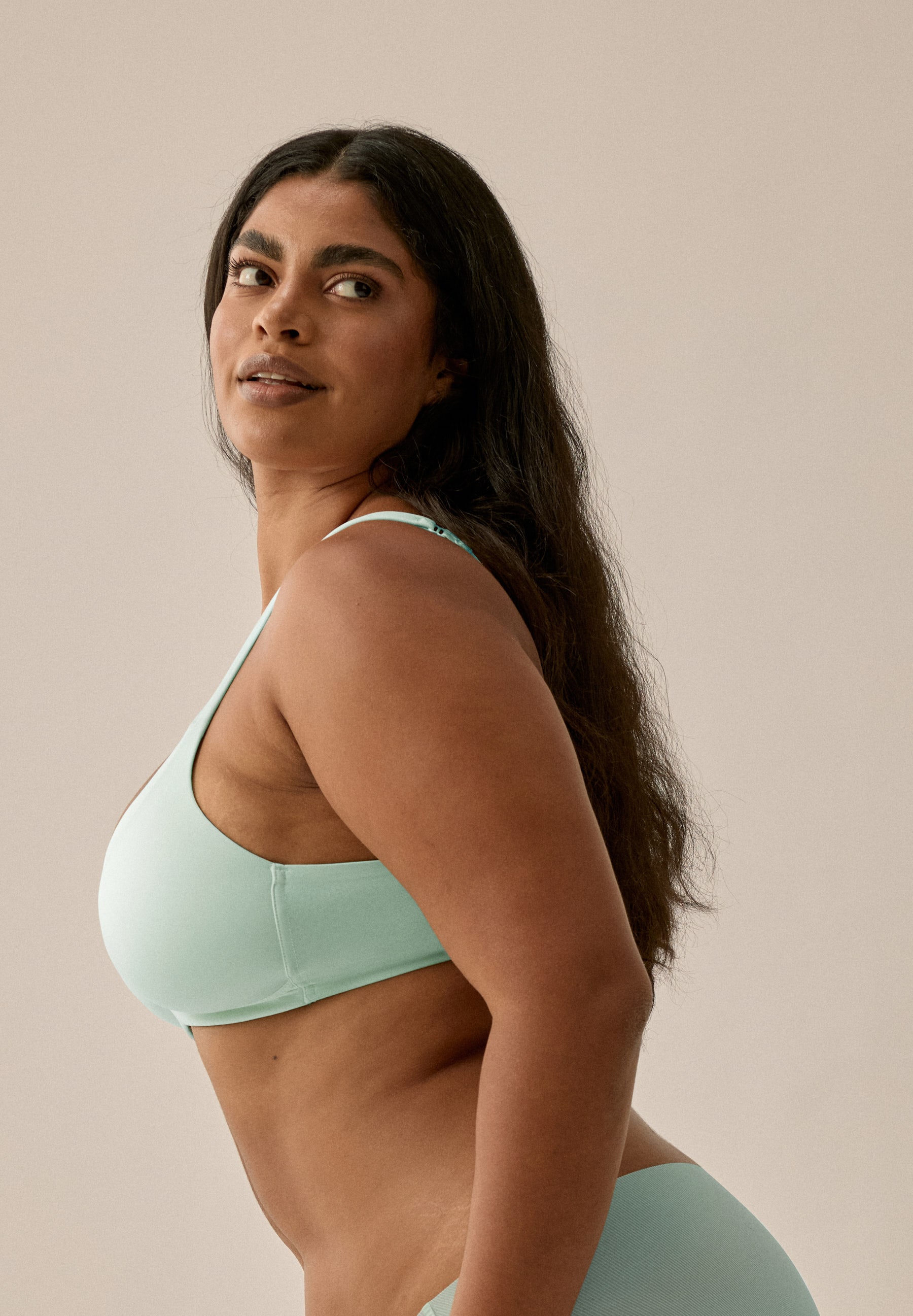 Naturana Soutien-gorge sans armatures »The Wednesday« 1 mit Schale, Glanzband, breite Träger, weich, bequem, ohne Bügel