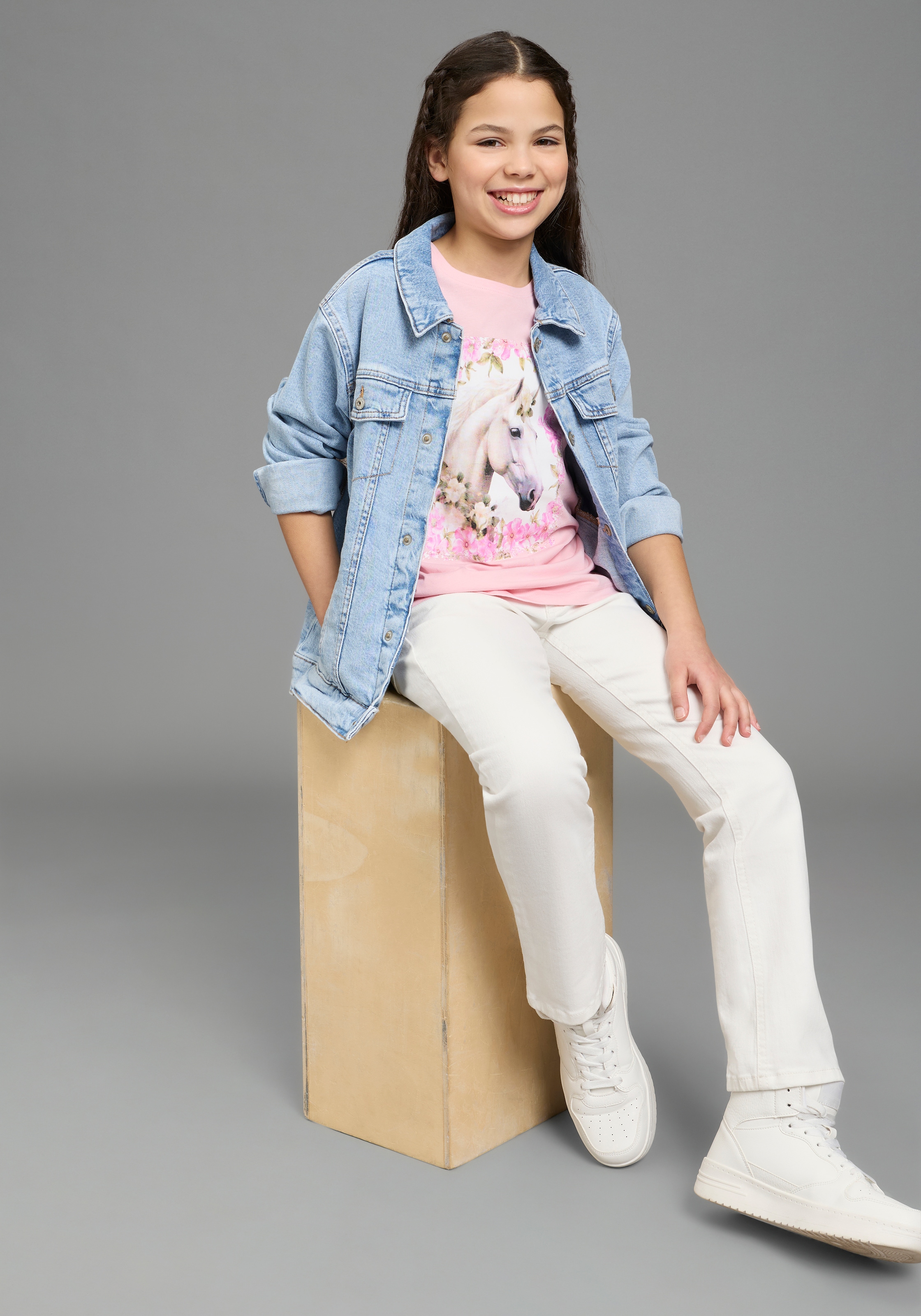 KIDSWORLD T-shirt »Süsser Pferde-Fotodruck« für Mädchen, Kurzarm, mit Rundhalsausschnitt, mit coolem Druck