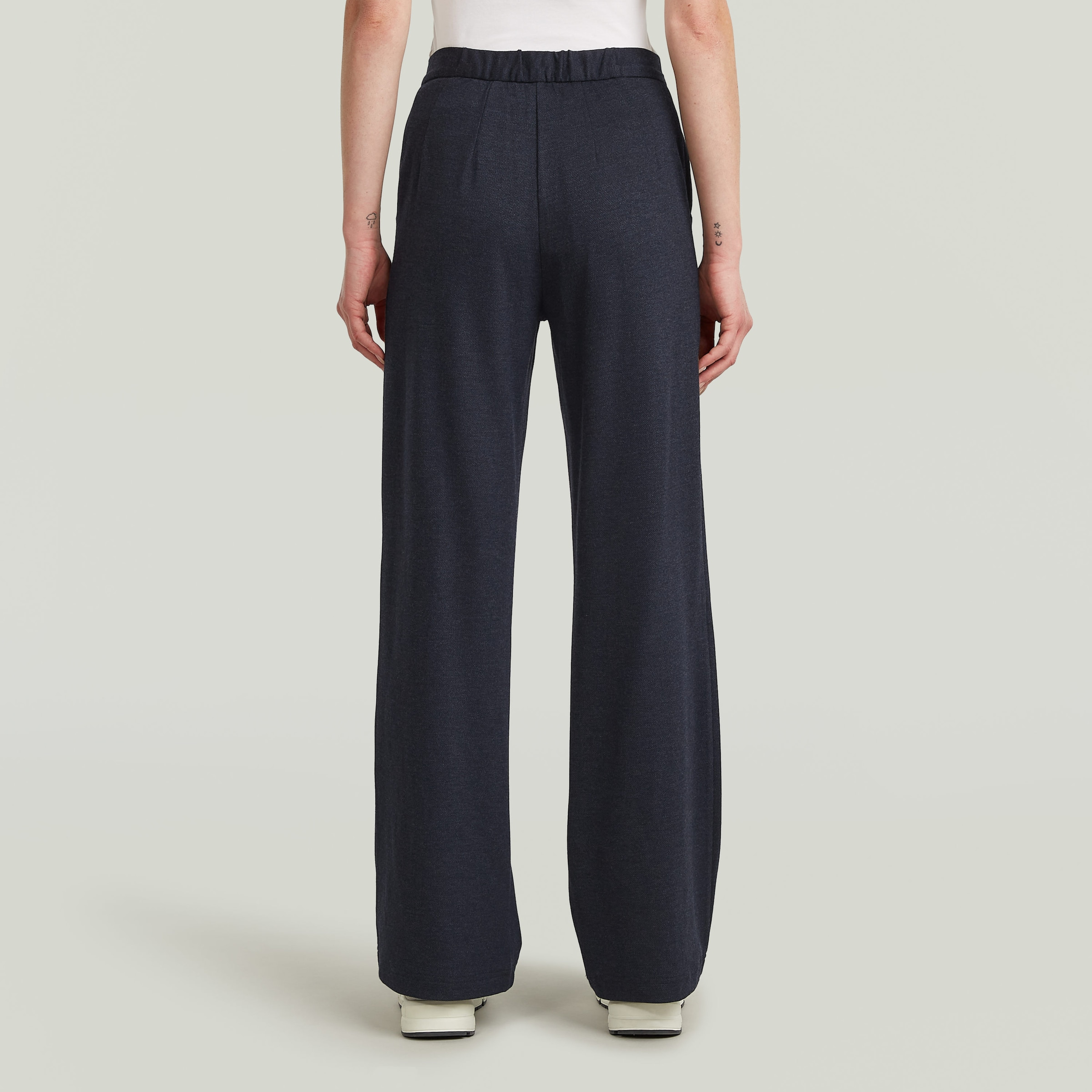 G-STAR Jerseyhose »Dressed Jersey Pants«  mit einem bequemen Gummibund hinten