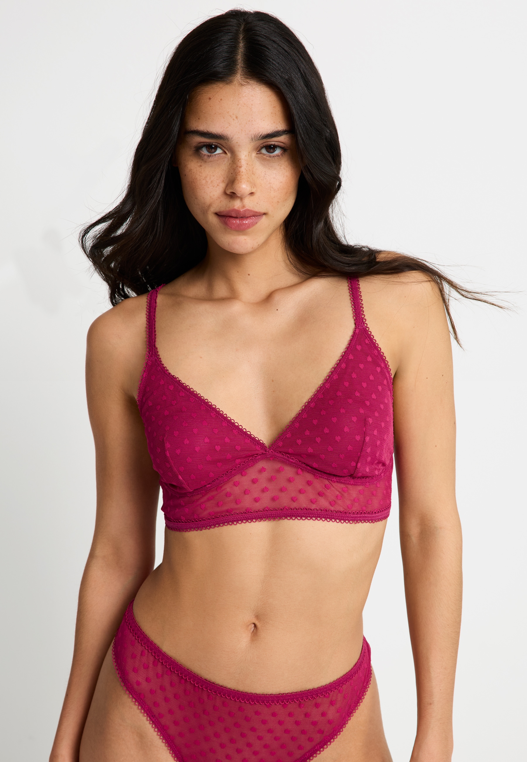 LSCN by LASCANA Bralette aus leicht transparentem Herzchen-Mesh