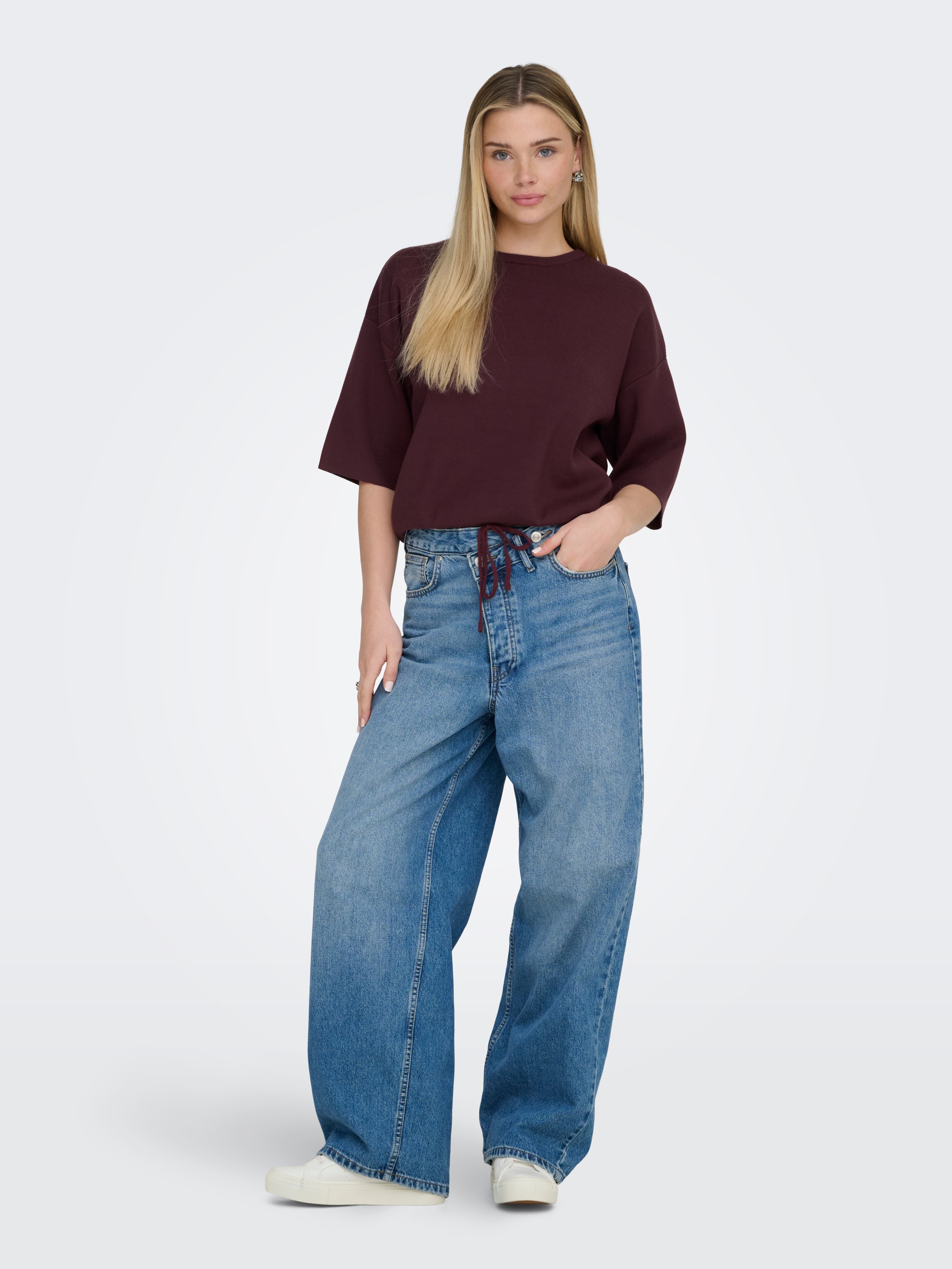 ONLY Pull à manches courtes »ONLSITERI SS LOOSE TIE O-NECK TOP CC KNT«