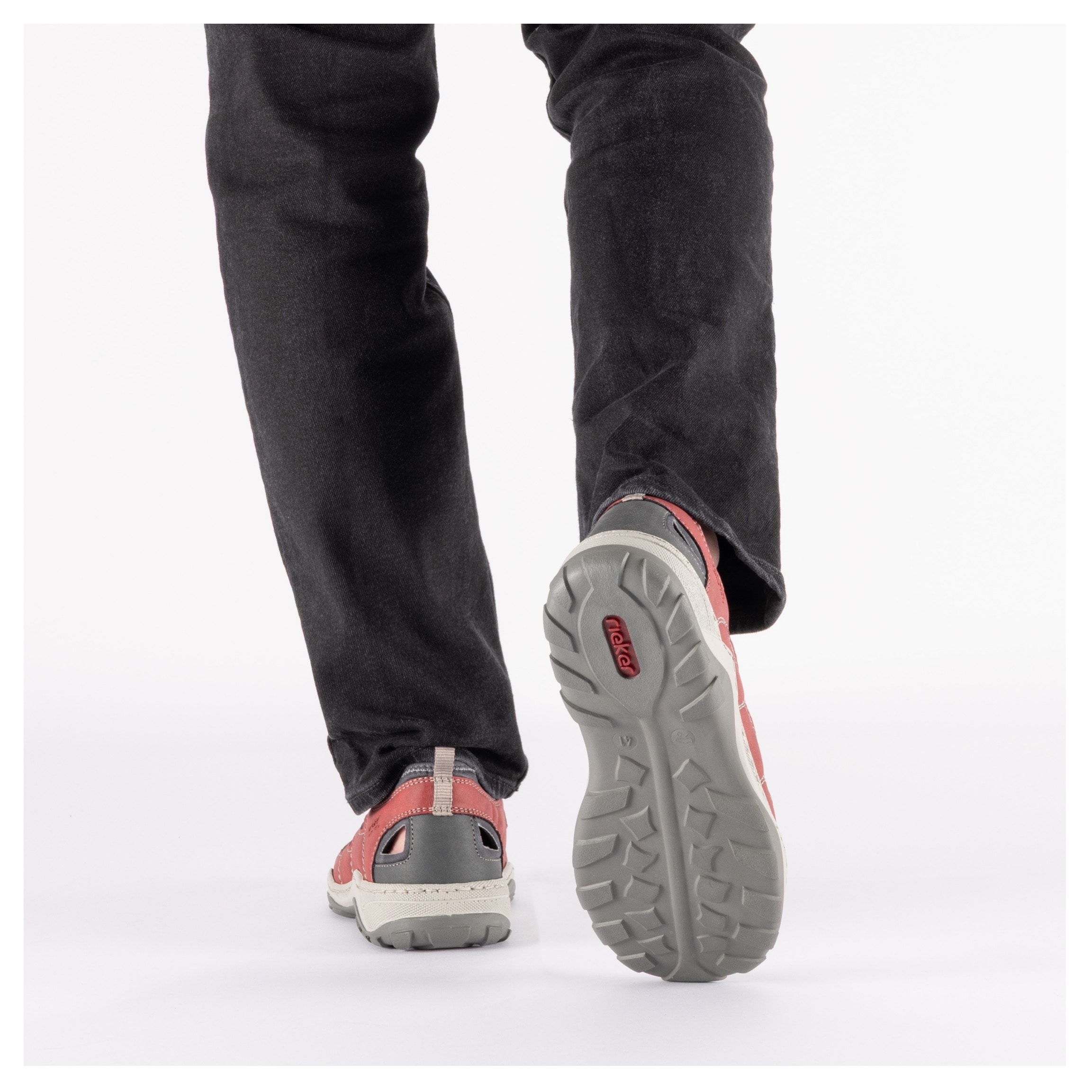 Rieker Slipper  chaussure de trekking, sandale, chaussure d’été avec élastique pratique