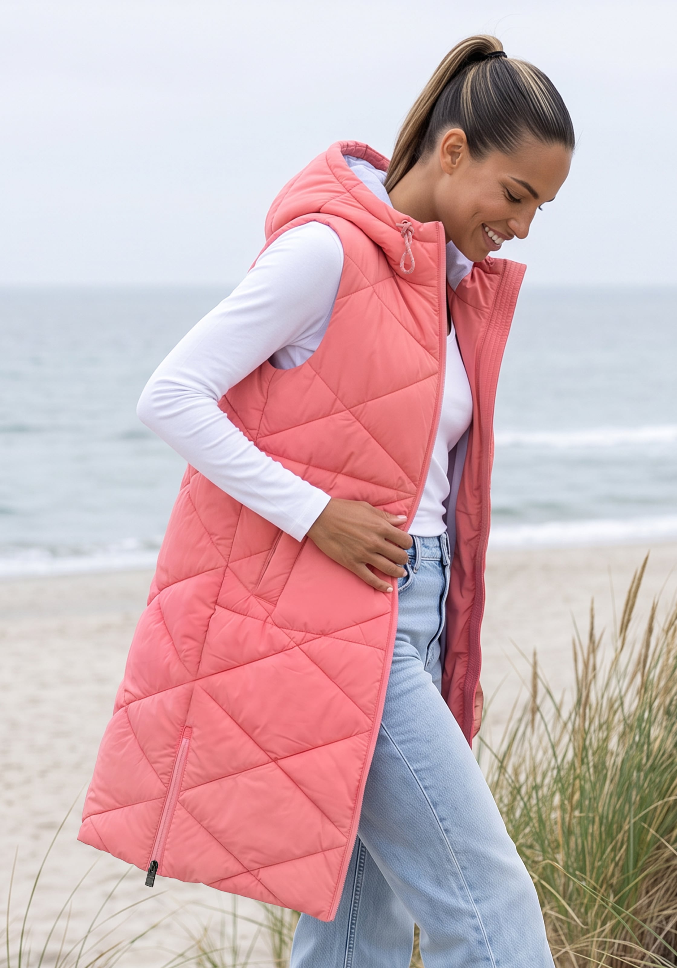 Elbsand Gilet matelassé avec grand imprimé lettré dans le dos