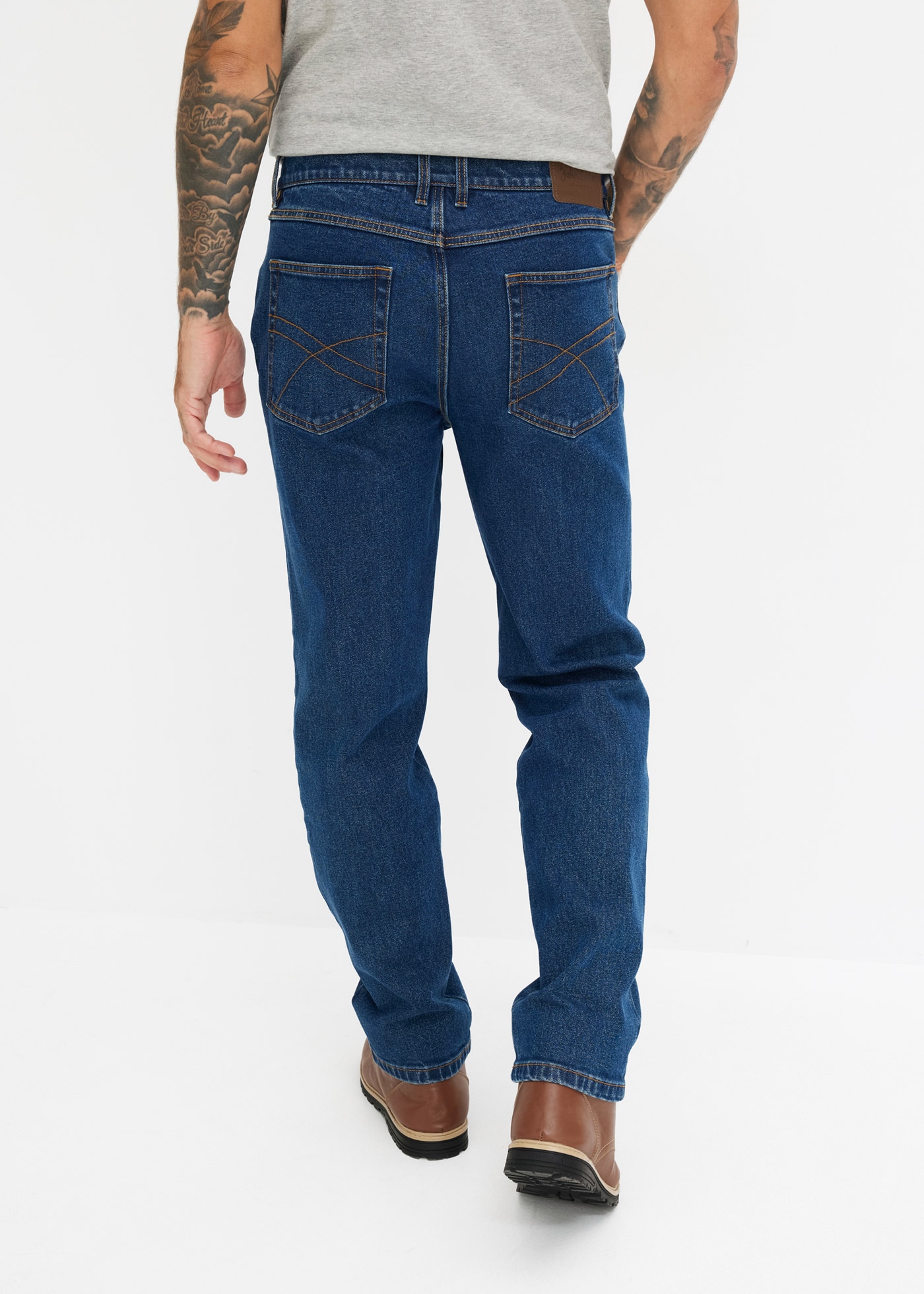 bonprix Gerade Jeans »Classic Fit Stretch-Jeans, Straight« klassische Passform, aus Baumwolle mit Elasthan