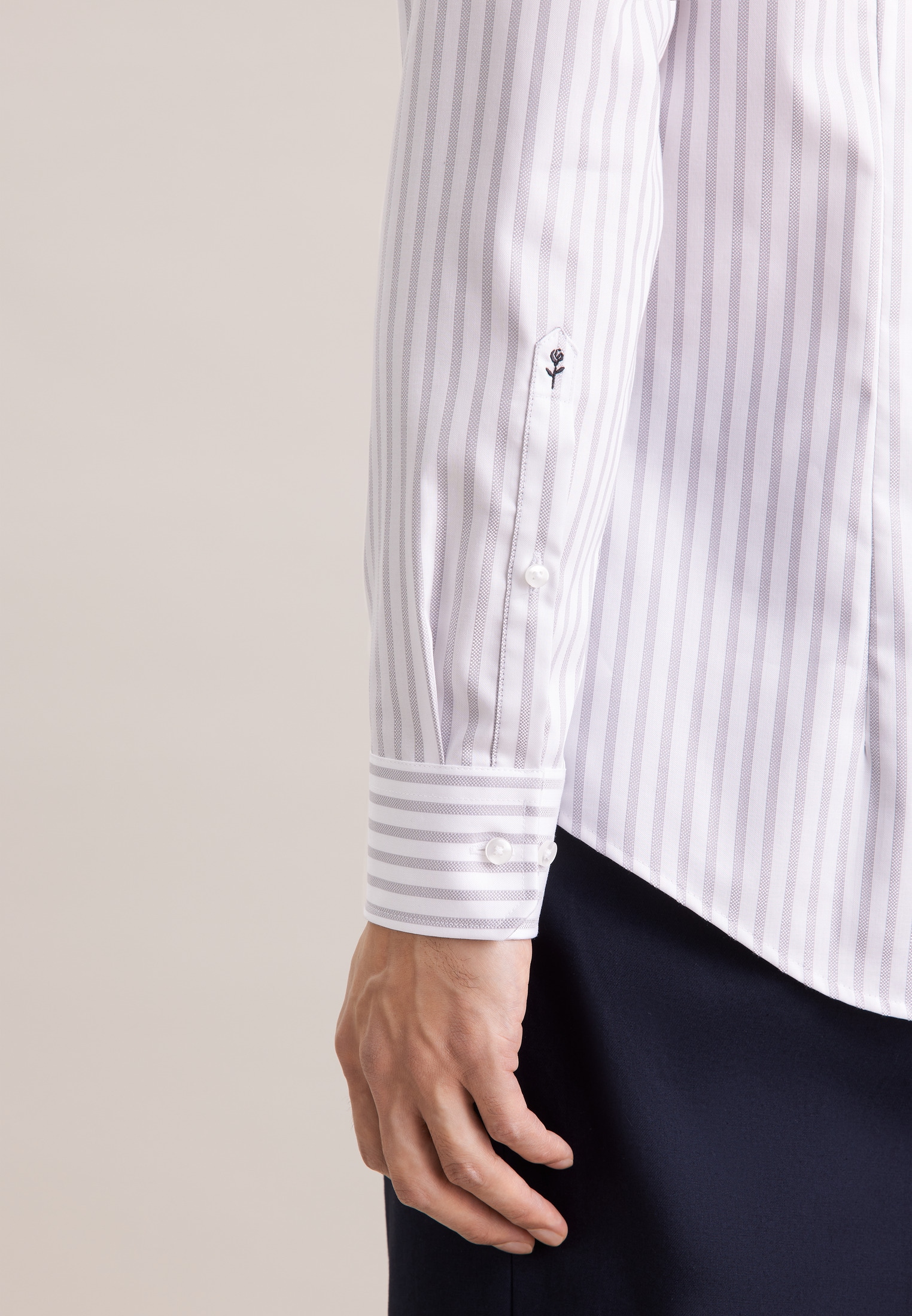 seidensticker Businesshemd »Schwarze Rose« Slim 1/1 Kentkragen Gestreift