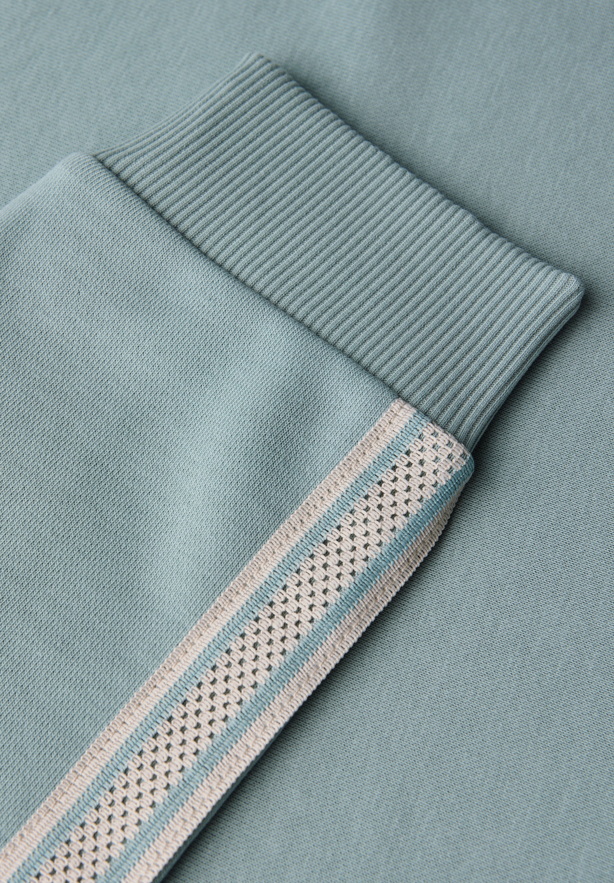 STREET ONE Hoodie , mit Gallonstreifen und Tunnelzug am Saum
