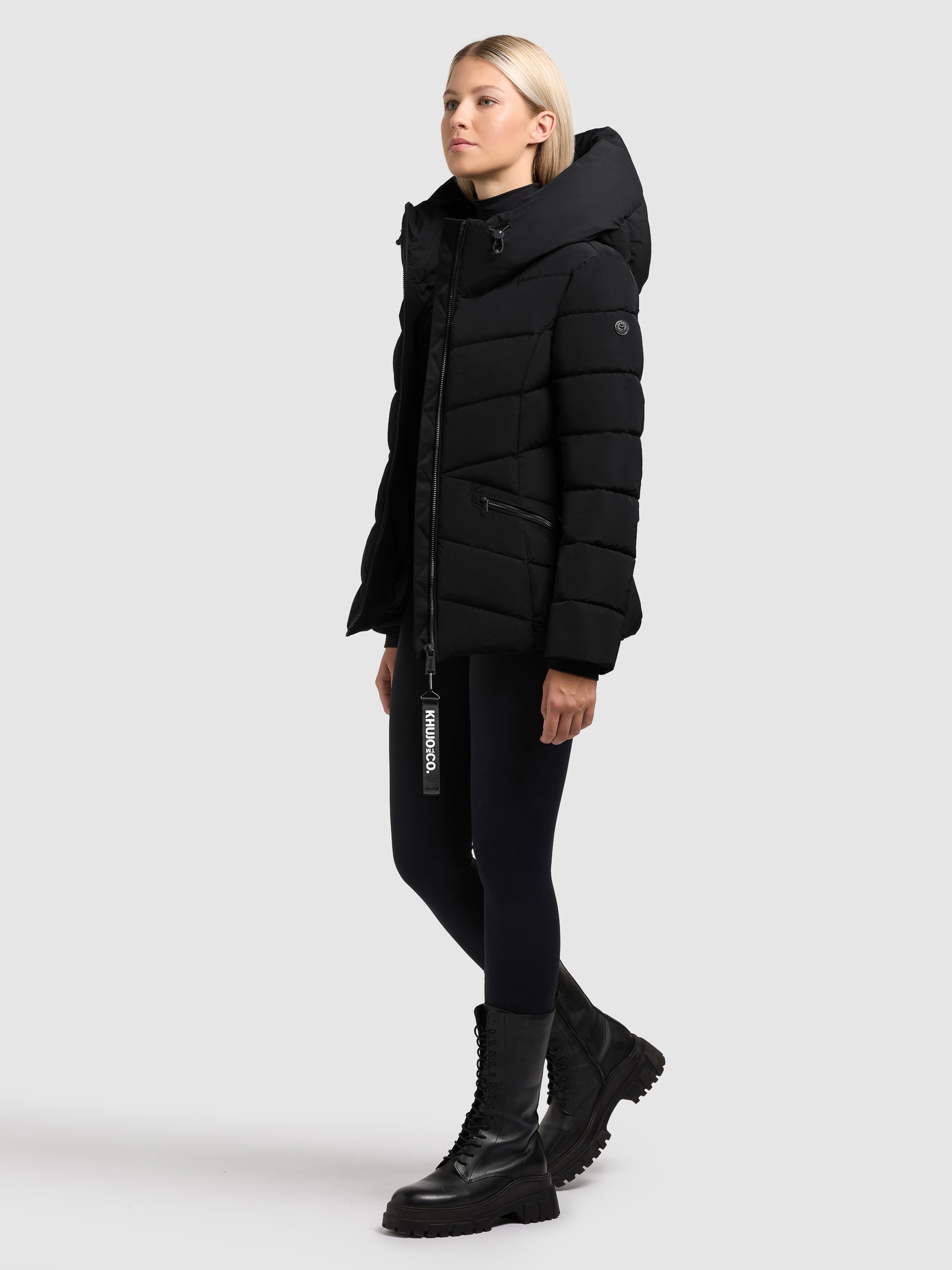 khujo Veste matelassée »HERSCH« mit Kapuze Kapuze mit elastischem Kordelzug, elastische Bündchen am Ärmelfutter