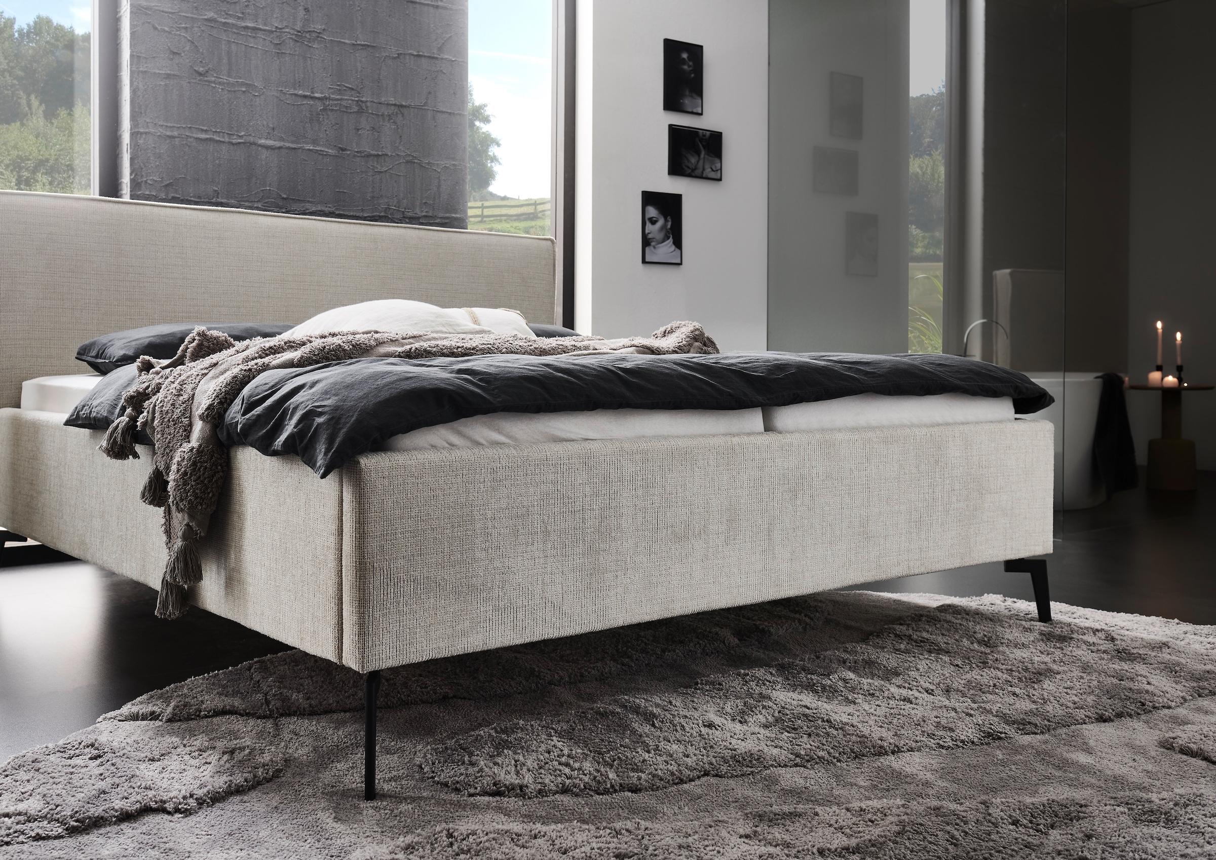 meise.möbel Lit rembourré »Riva II« avec pieds métalliques noirs, option coffre de lit