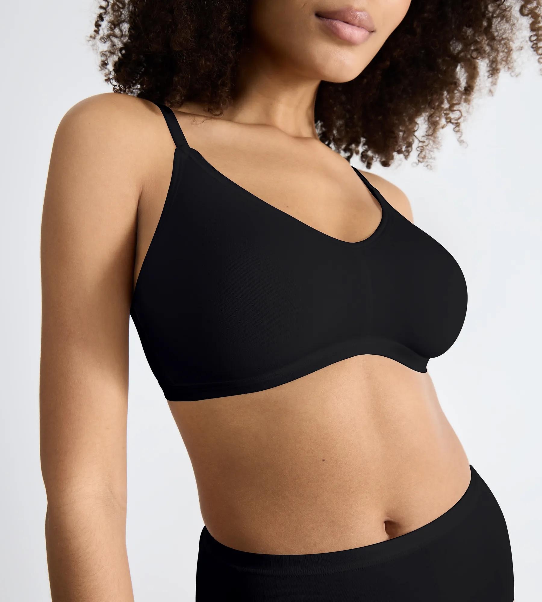 sloggi Soutien-gorge souple »GO Daily Cotton« détails effet brillant, décolleté en V profond, sans armatures