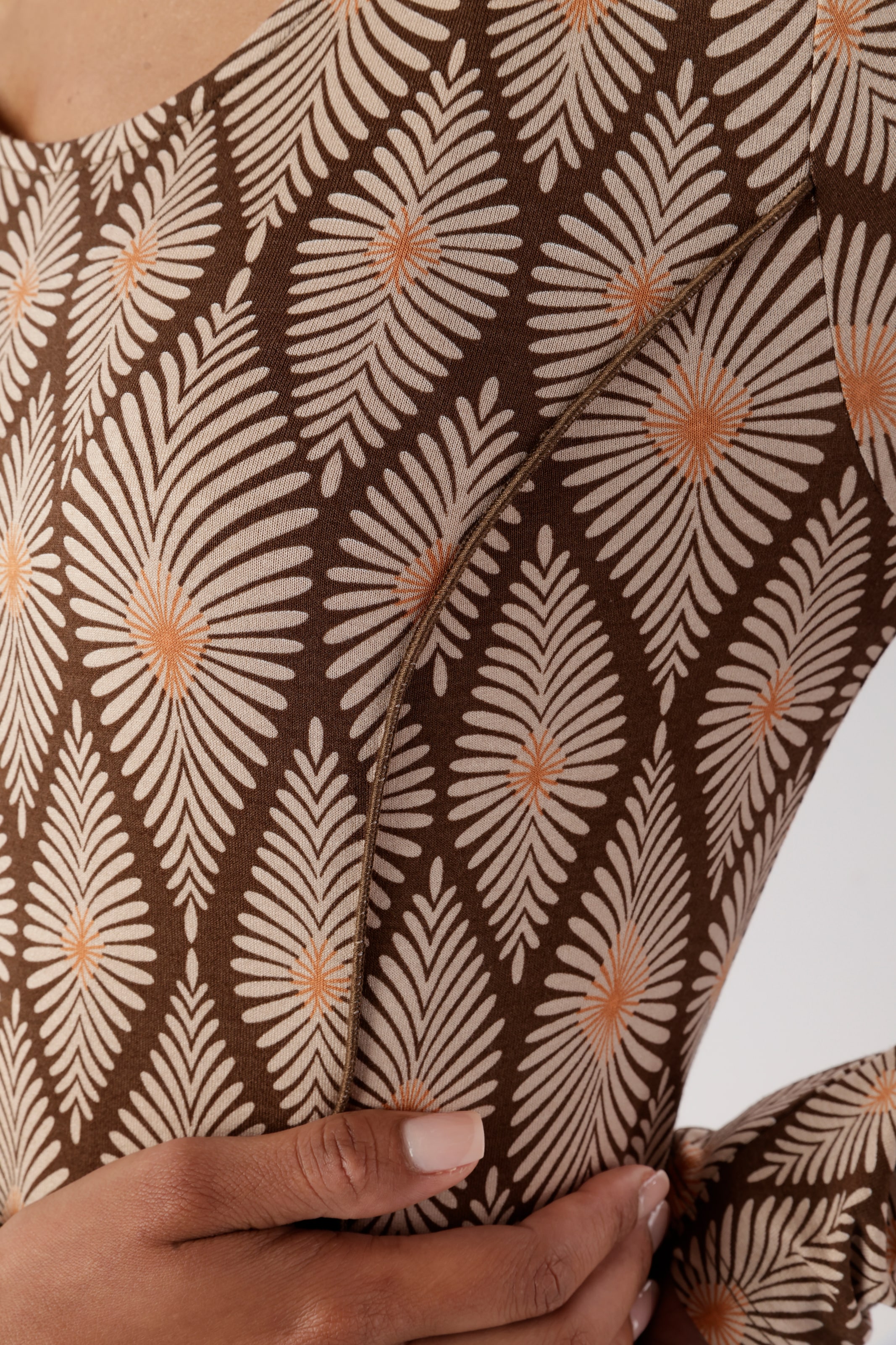 Aniston SELECTED Robe en jersey avec motif rétro tendance et fantaisiste - NOUVELLE COLLECTION