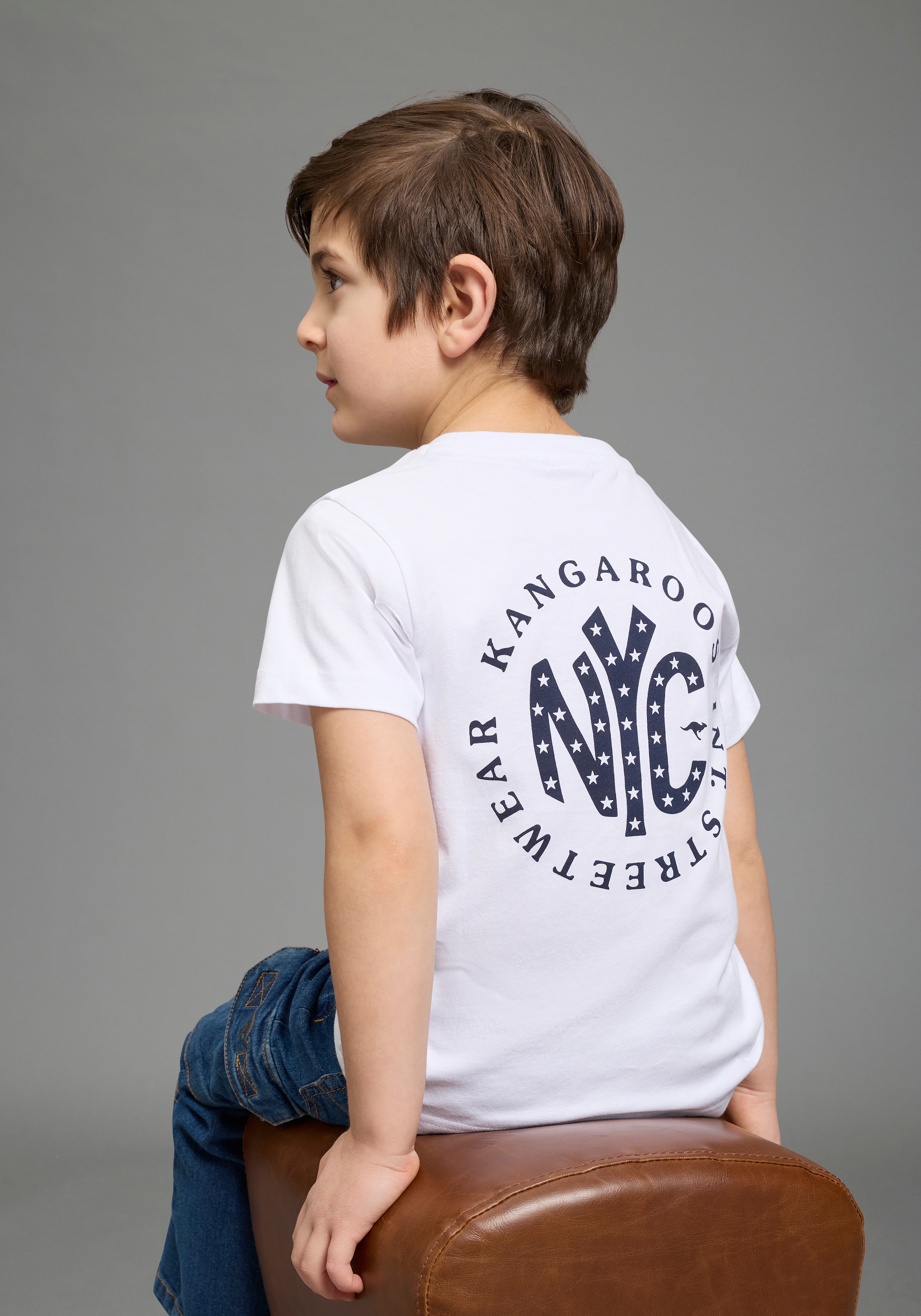 KangaROOS T-shirt »Kangaroos 2er Pack T-Shirts« Packung, 2, 2 pièces Basic Passform, mit Rundhalsausschnitt, bedruckt, aus Baumwolle