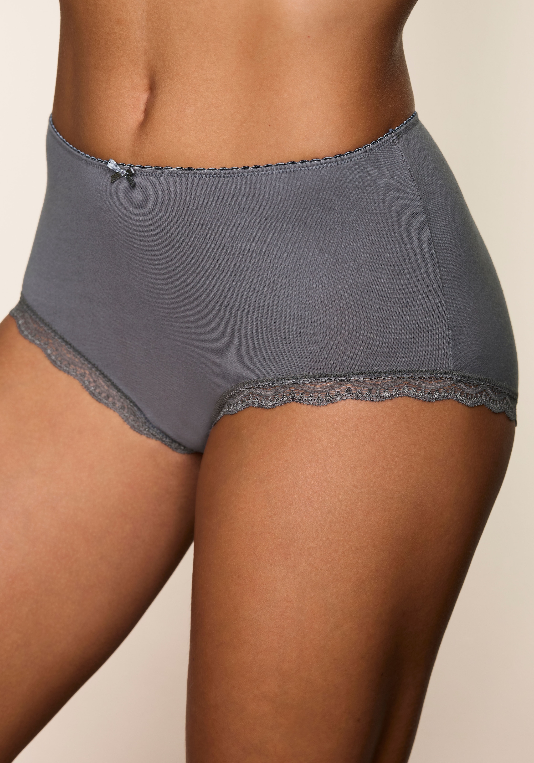 LASCANA Culotte haute 5er-Pack,  aus elastischer Baumwolle mit zarter Spitze, mit Aufbewahrungsbox