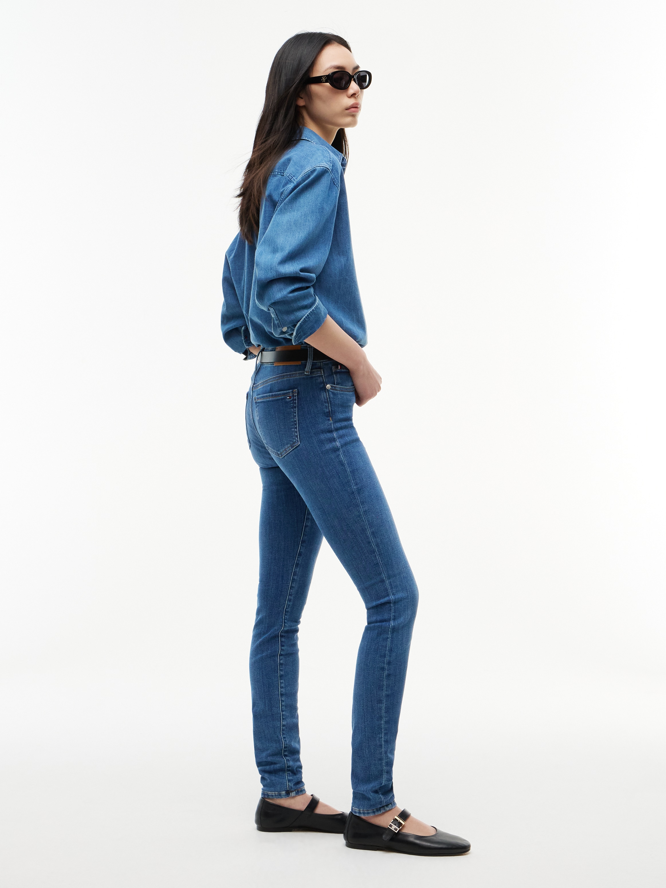 Tommy Hilfiger Skinny-fit-Jeans »HERITAGE COMO SKINNY RW« mit Tommy Hilfiger Logo-Badge, 5-Pocket-Stil