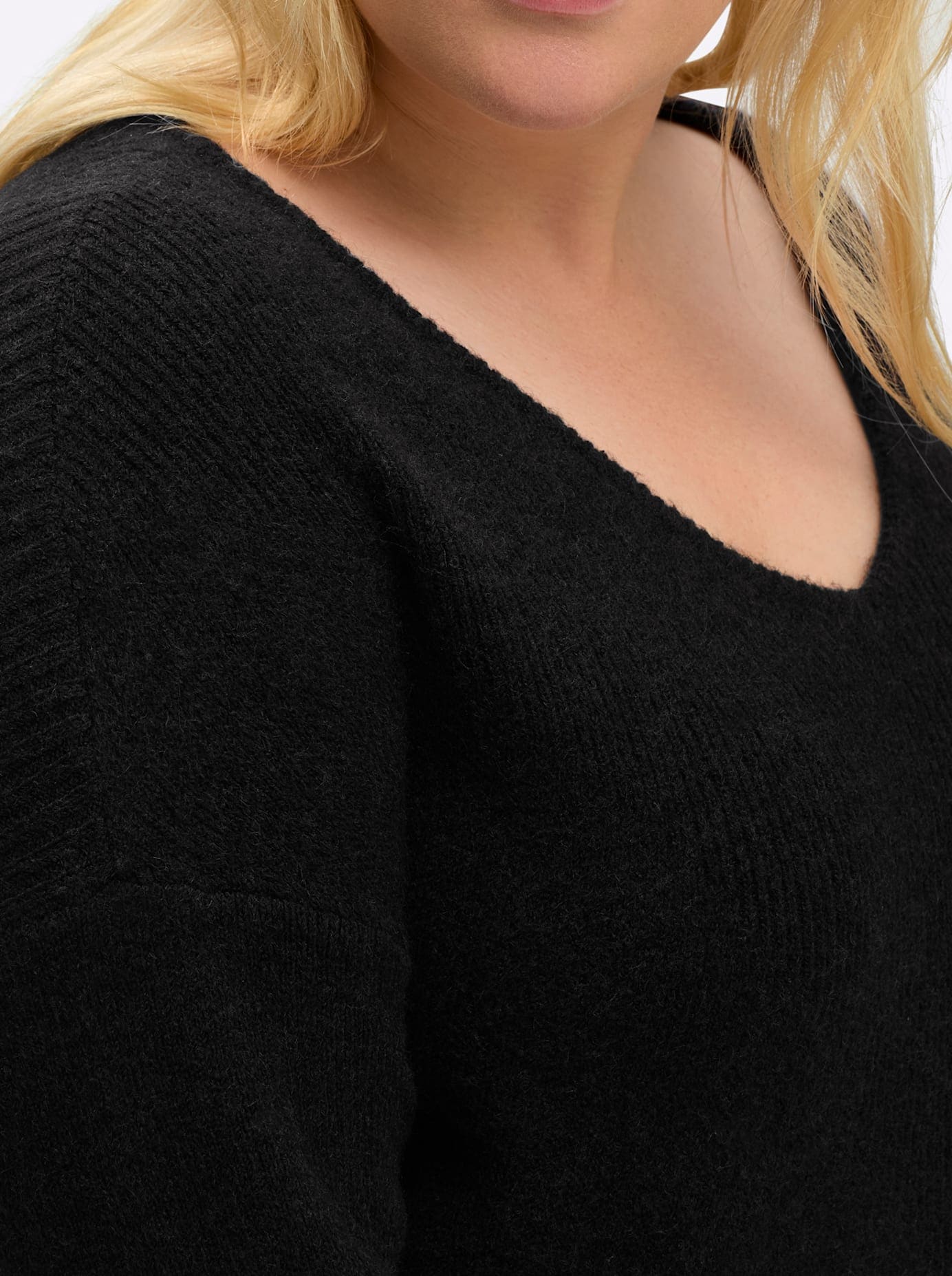 Sheego V-Ausschnitt-Pullover »Pullover«