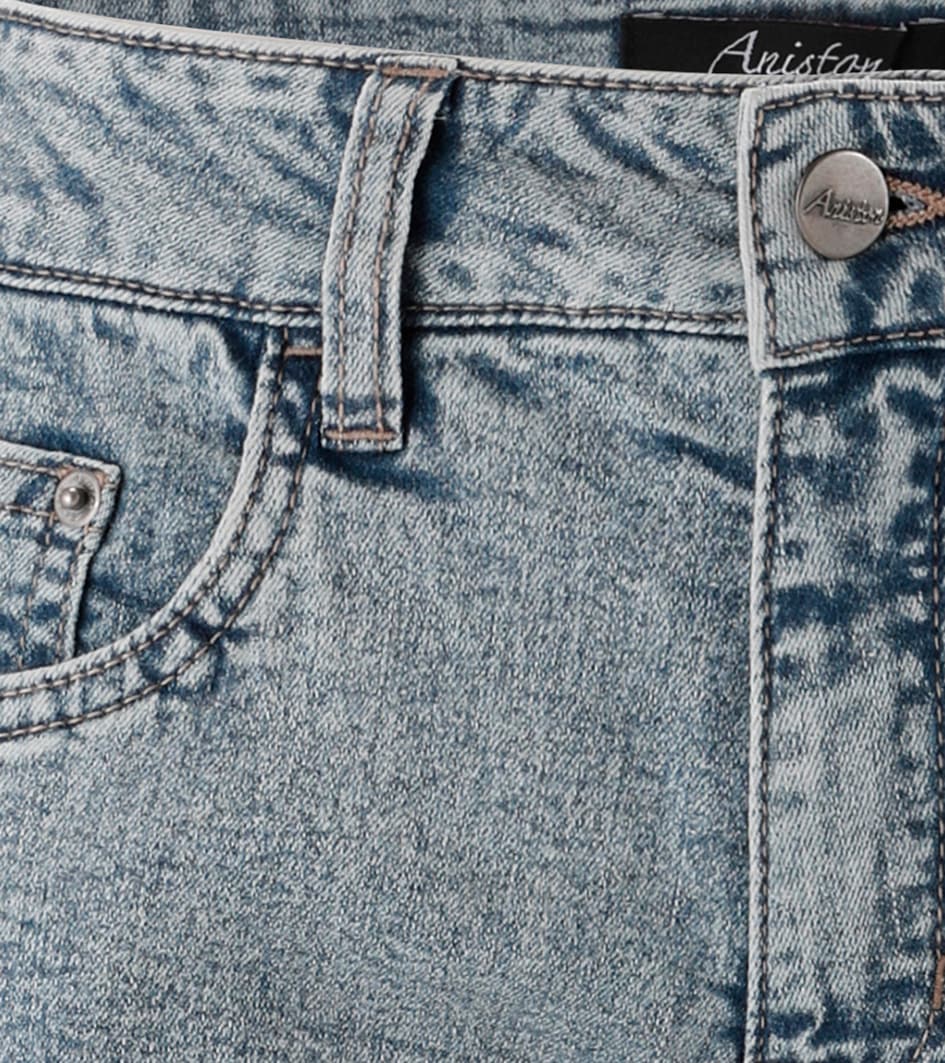 Aniston CASUAL Short  mit fixiertem Beinaufschlag - NEUE KOLLEKTION