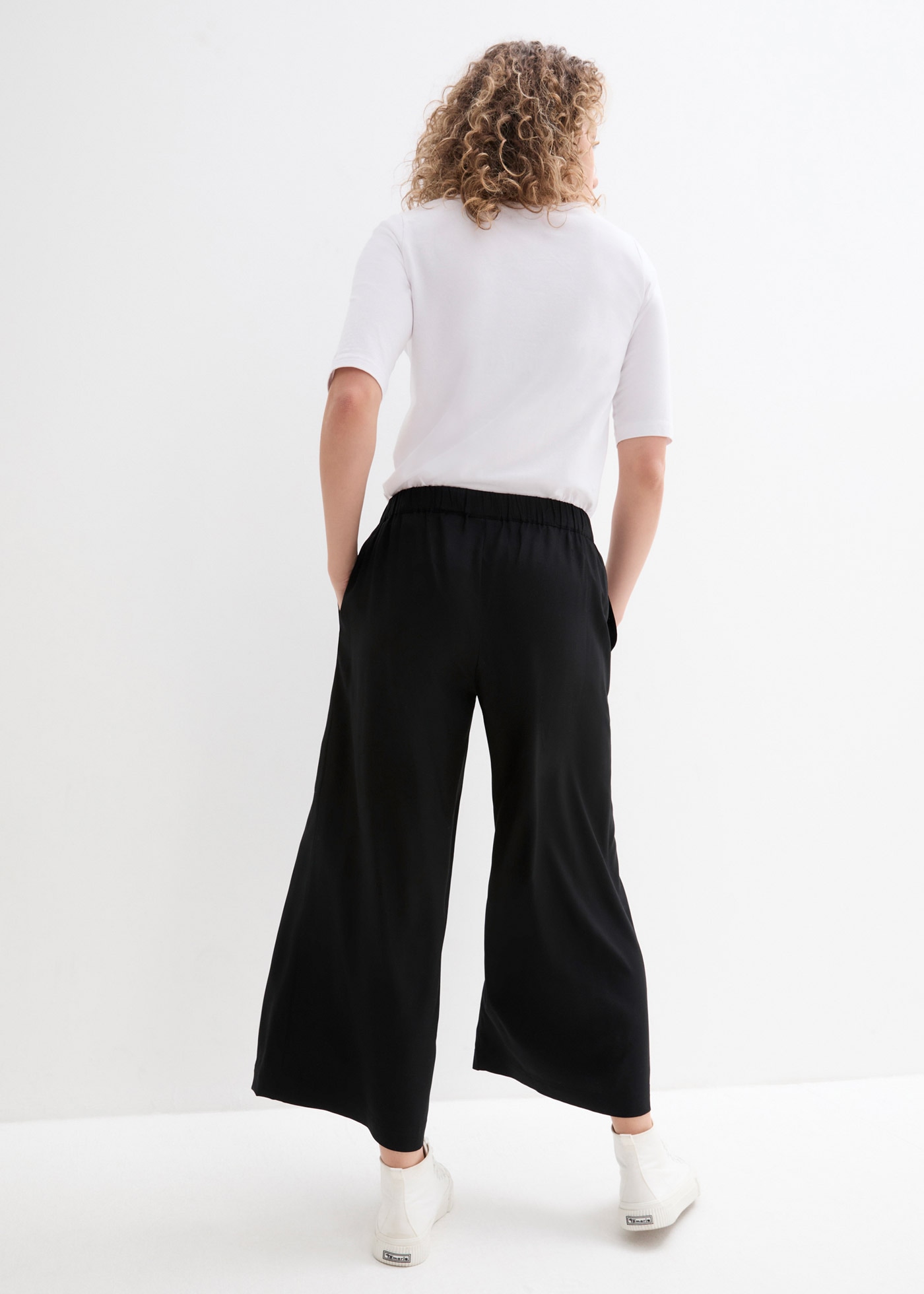 bonprix Culotte »Weite Culotte aus nachhaltiger Viskose«  aus Viskose, mit elastischem Bund, Loose fit, weite Beinform