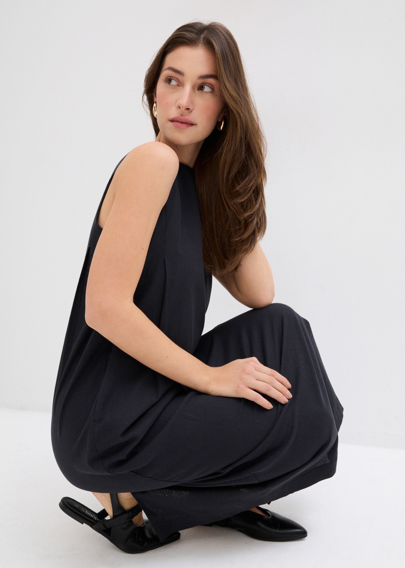 bonprix Robe midi design sans manches, coupe oversize, encolure ronde