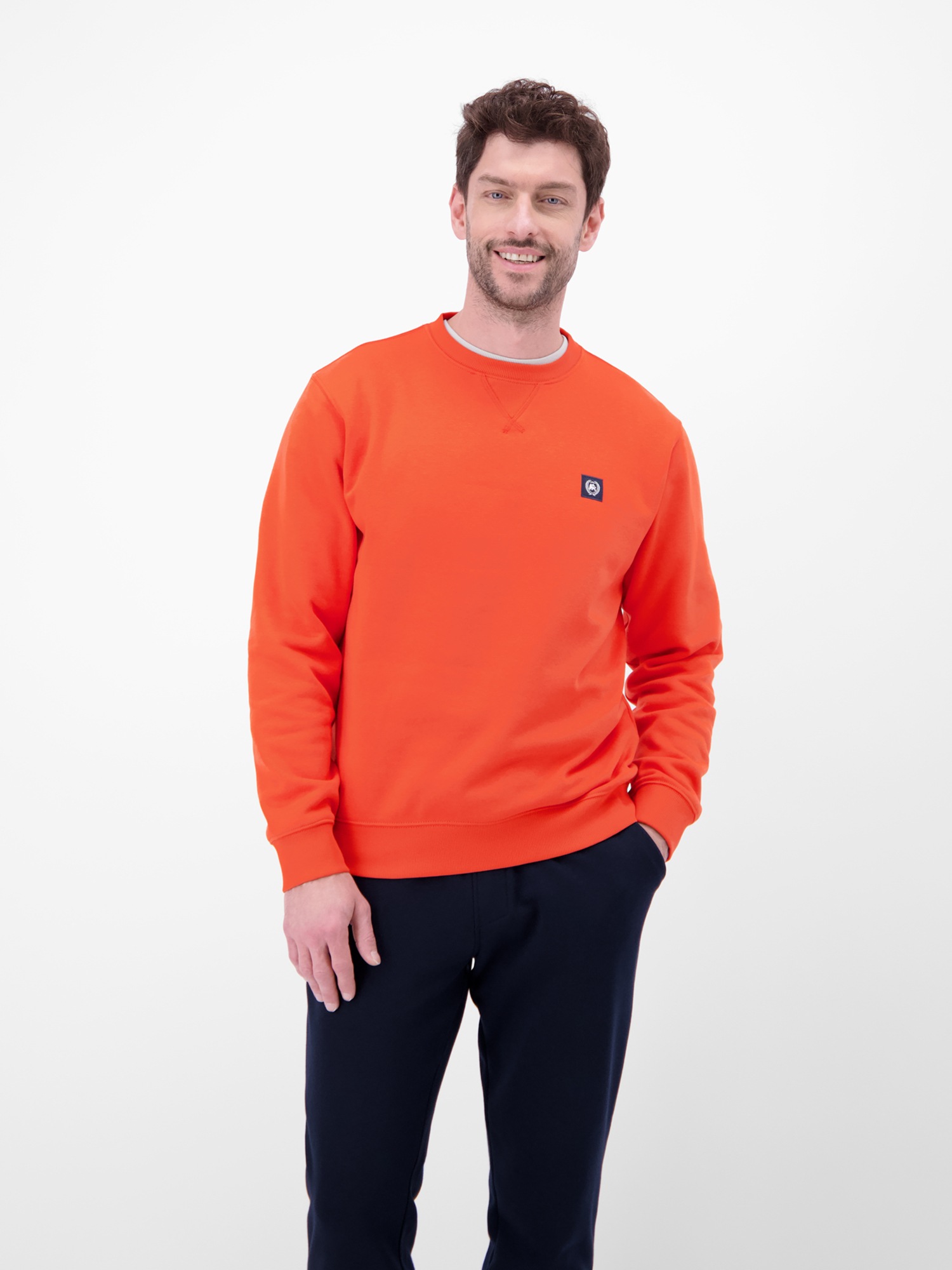 LERROS Sweatshirt »Urbaner Sweatshirtstyle, weiche Haptik«, Unifarbenes Herren‑Sweatshirt, hoher Tragekomfort, REGULAR FIT
