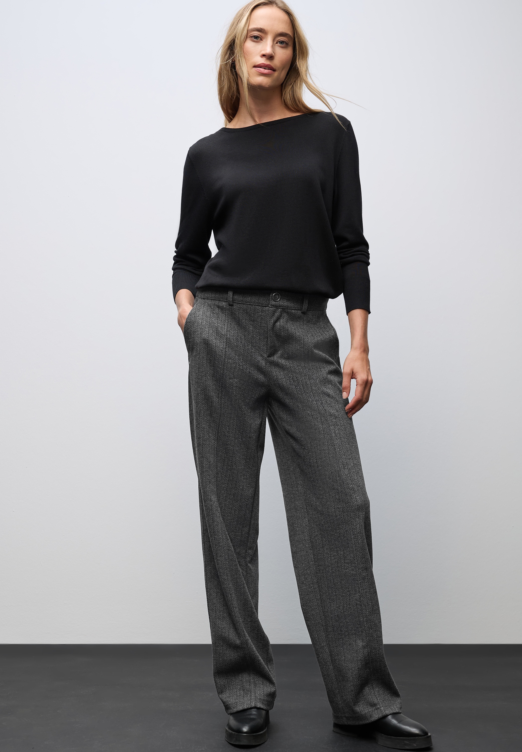 STREET ONE Pantalon en tissu  aspect rayures fines