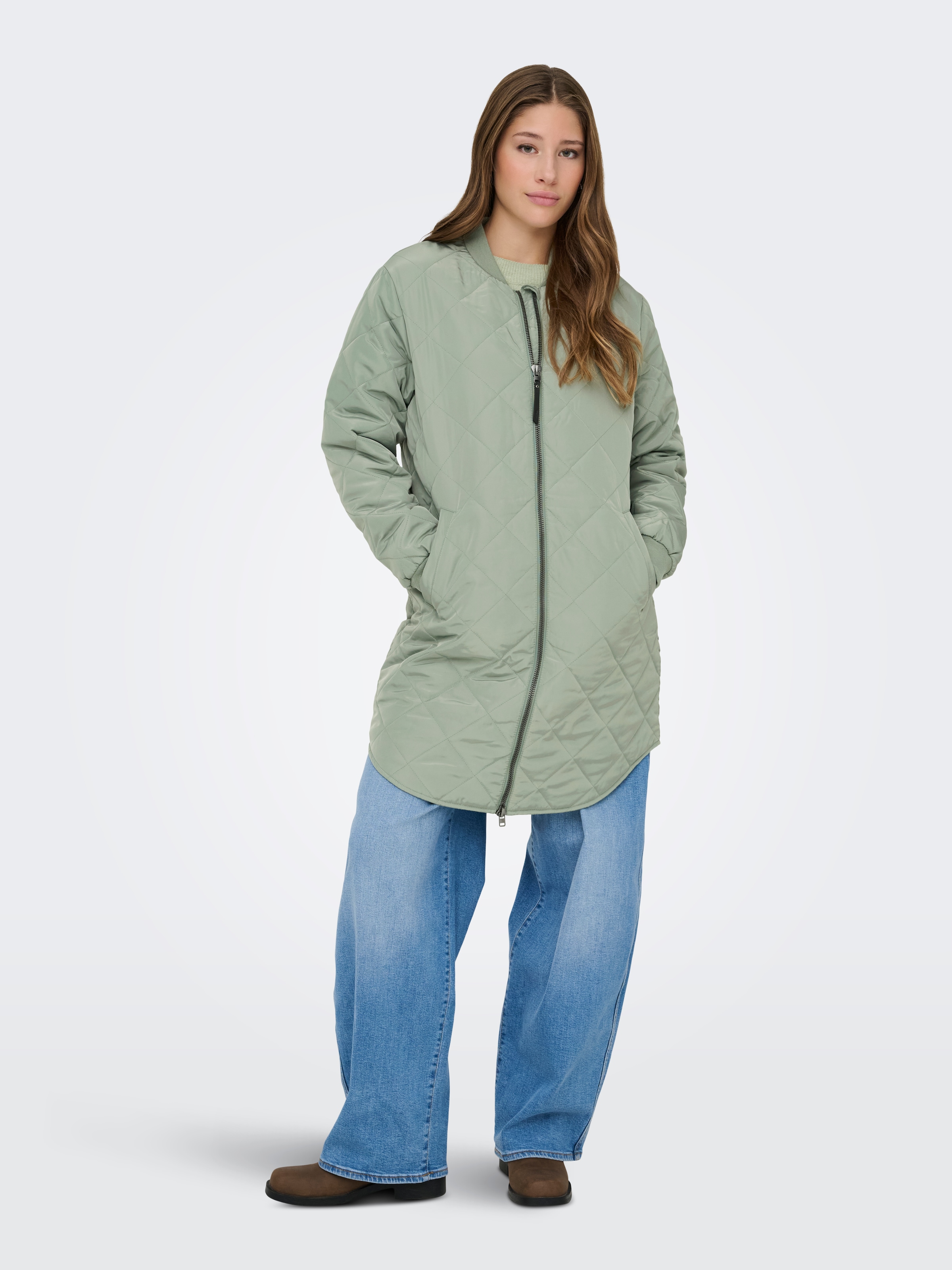 ONLY Manteau matelassé »ONLJESSICA QUILTED COAT ZIP CC OTW« fibre synthétique, style baseball