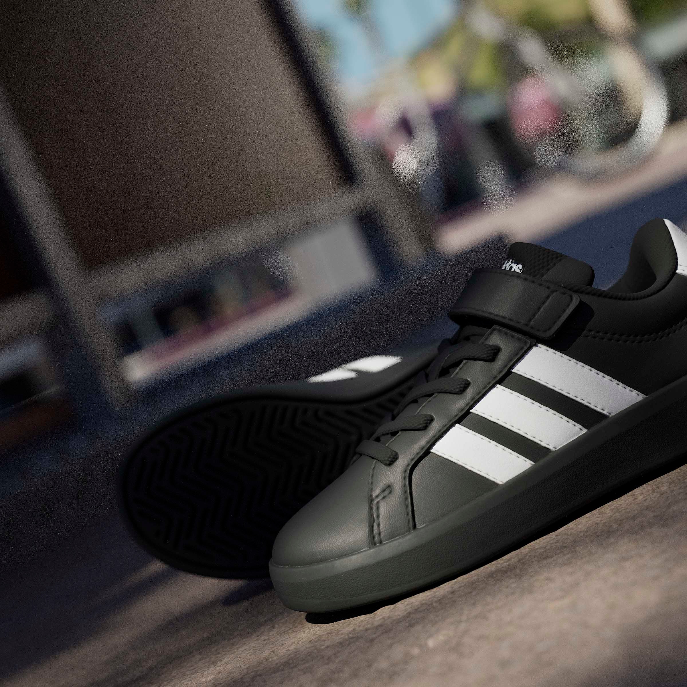 adidas Sportswear Sneakers »GRAND COURT 3.0 SCHUHE FÜR KINDER«  mit Klettverschluss, für Kinder