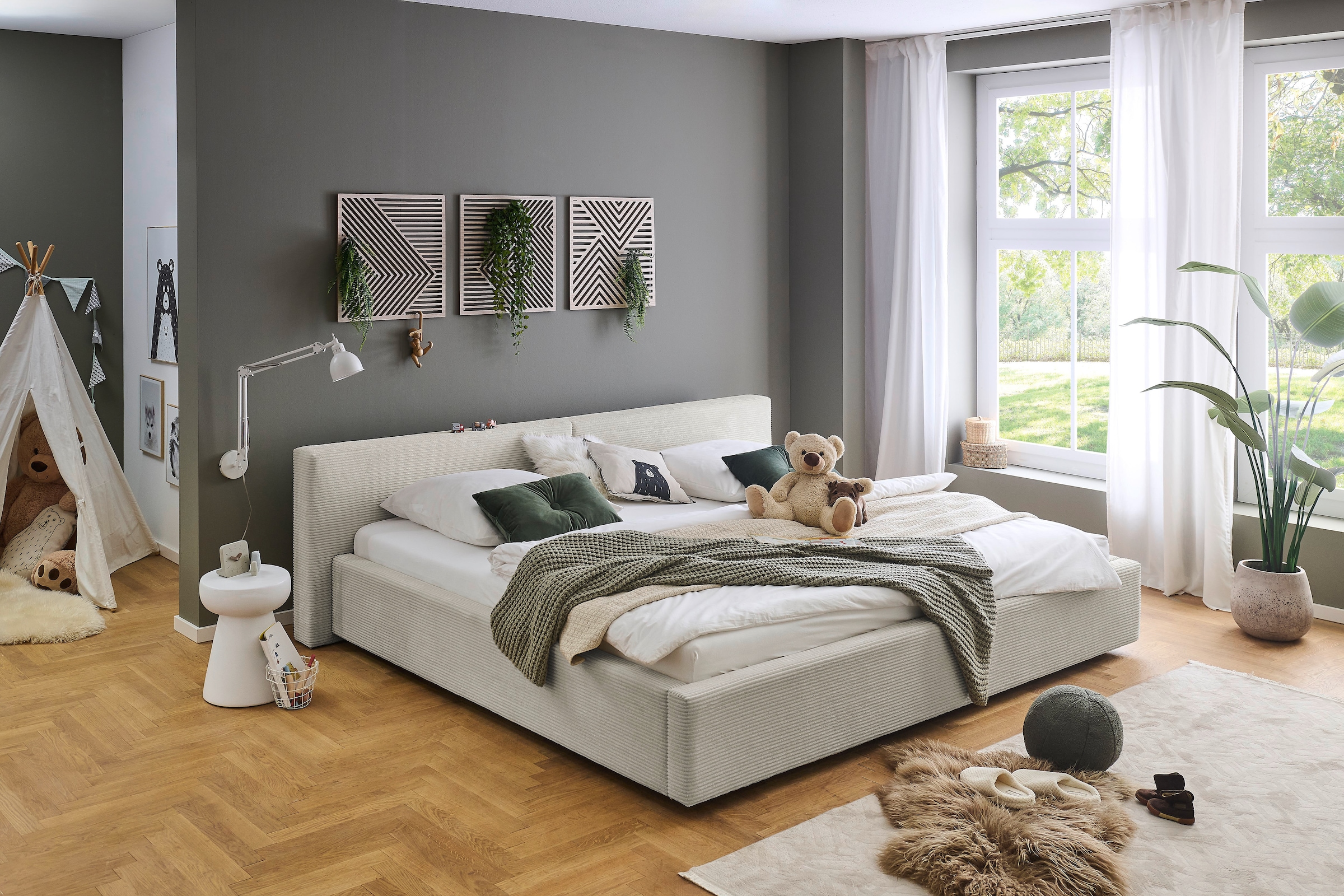 meise.möbel Lit rembourré »CUBE in Cord, Familienbett 240x200cm, wahlweise mit Lattenrost« Disponible en plusieurs couleurs