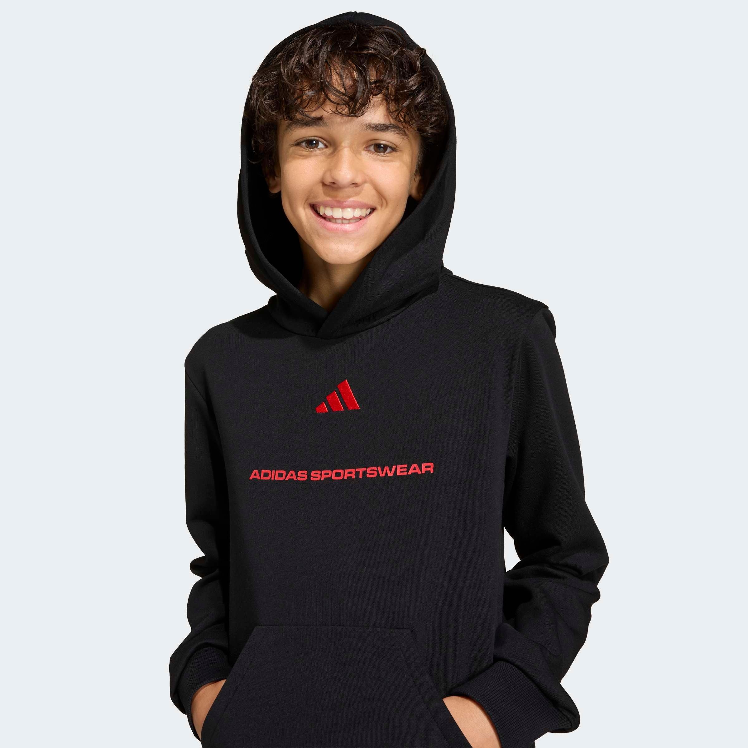 adidas Sportswear Kapuzensweatshirt »ADIDAS SLOGAN FLEECE-HOODIE«, mit Kängurutasche, sportlicher Stil, aus weichem Fleece
