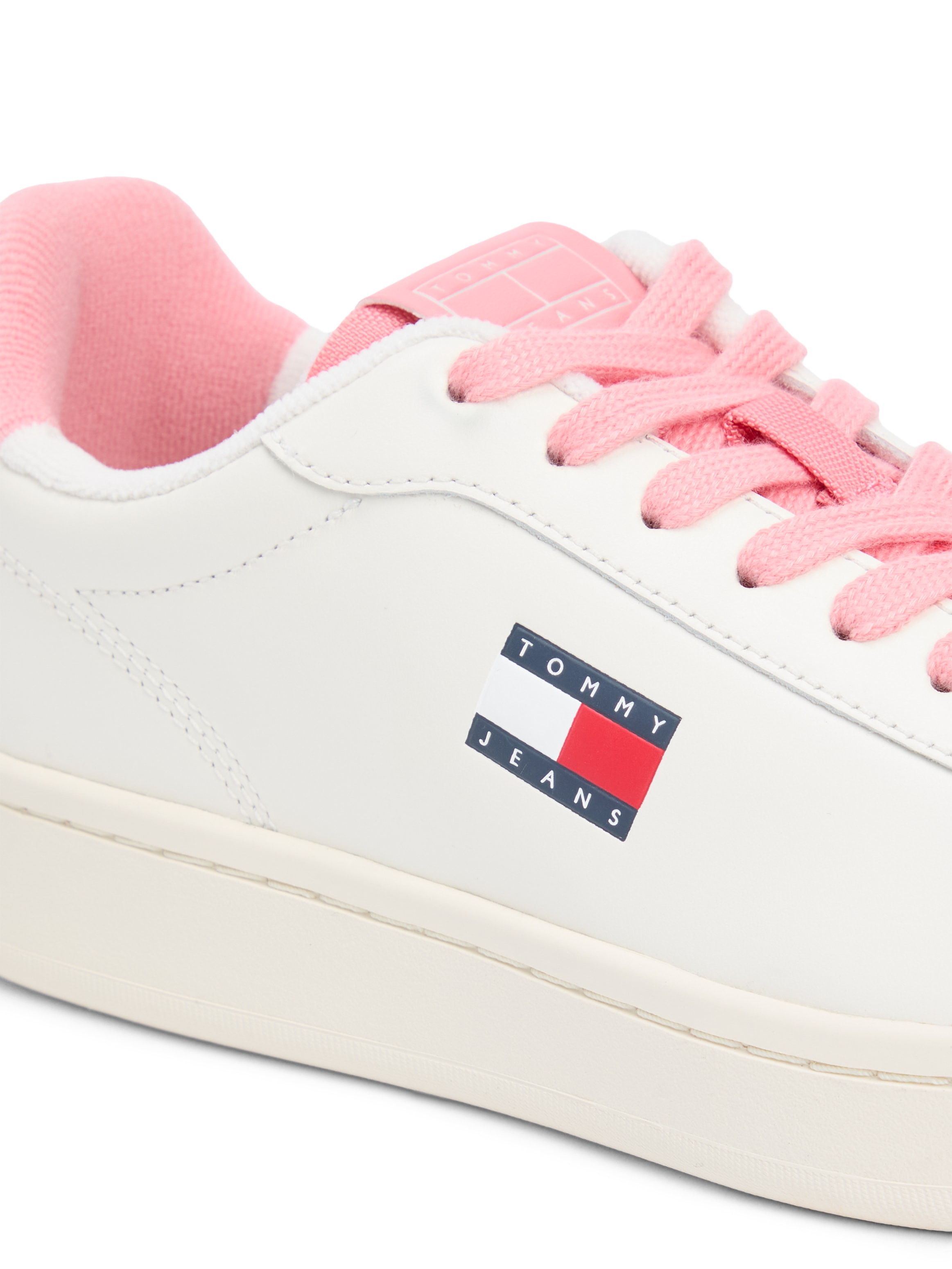 Tommy Jeans »ARCHIVE' 98«  chaussure de loisirs, chaussure basse, à lacets avec garniture contrastée au talon