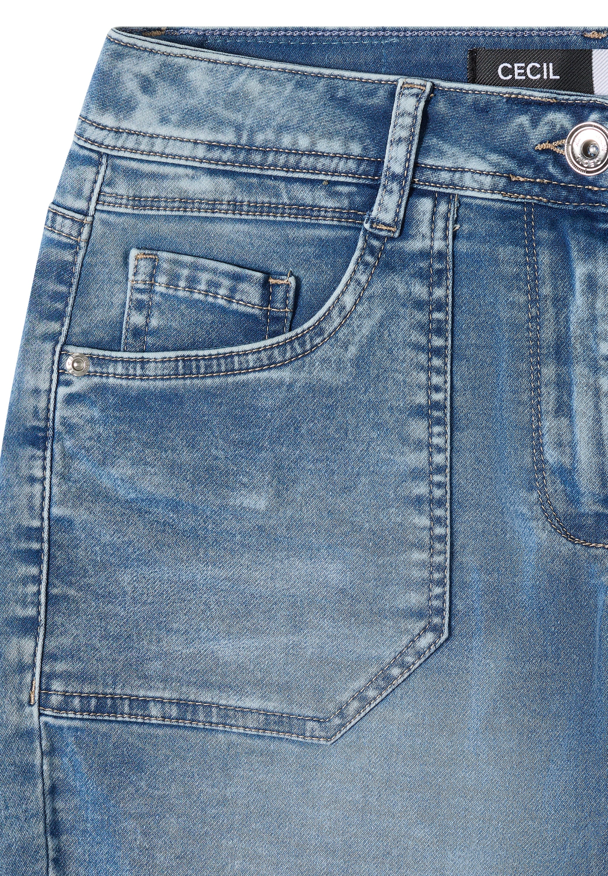 Cecil Short en jean »Style Tracey« avec revers, poches plaquées, jambe étroite