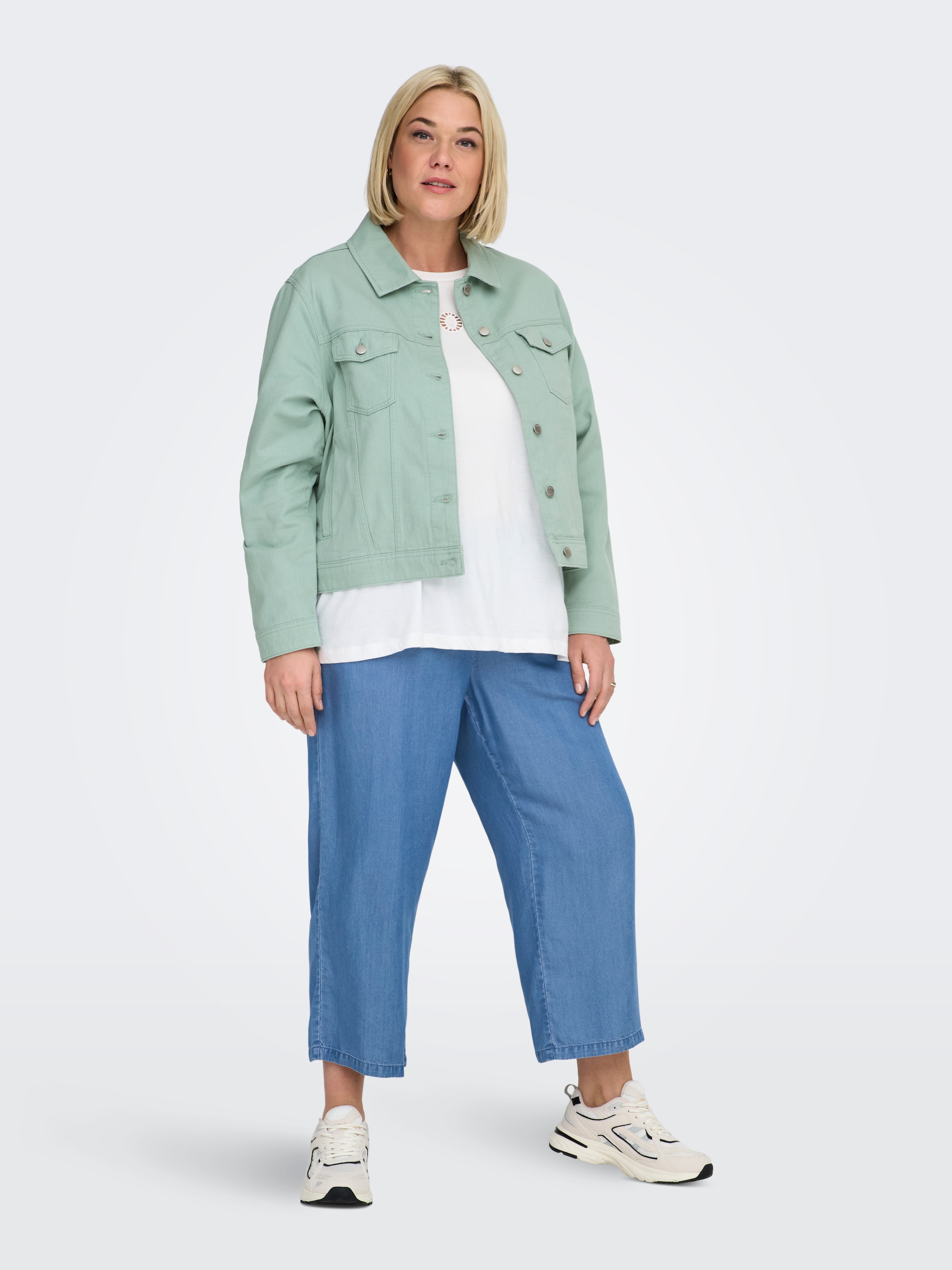 ONLY CARMAKOMA Veste en jean »CARTIA L/S COLORED JACKET CC PNT«