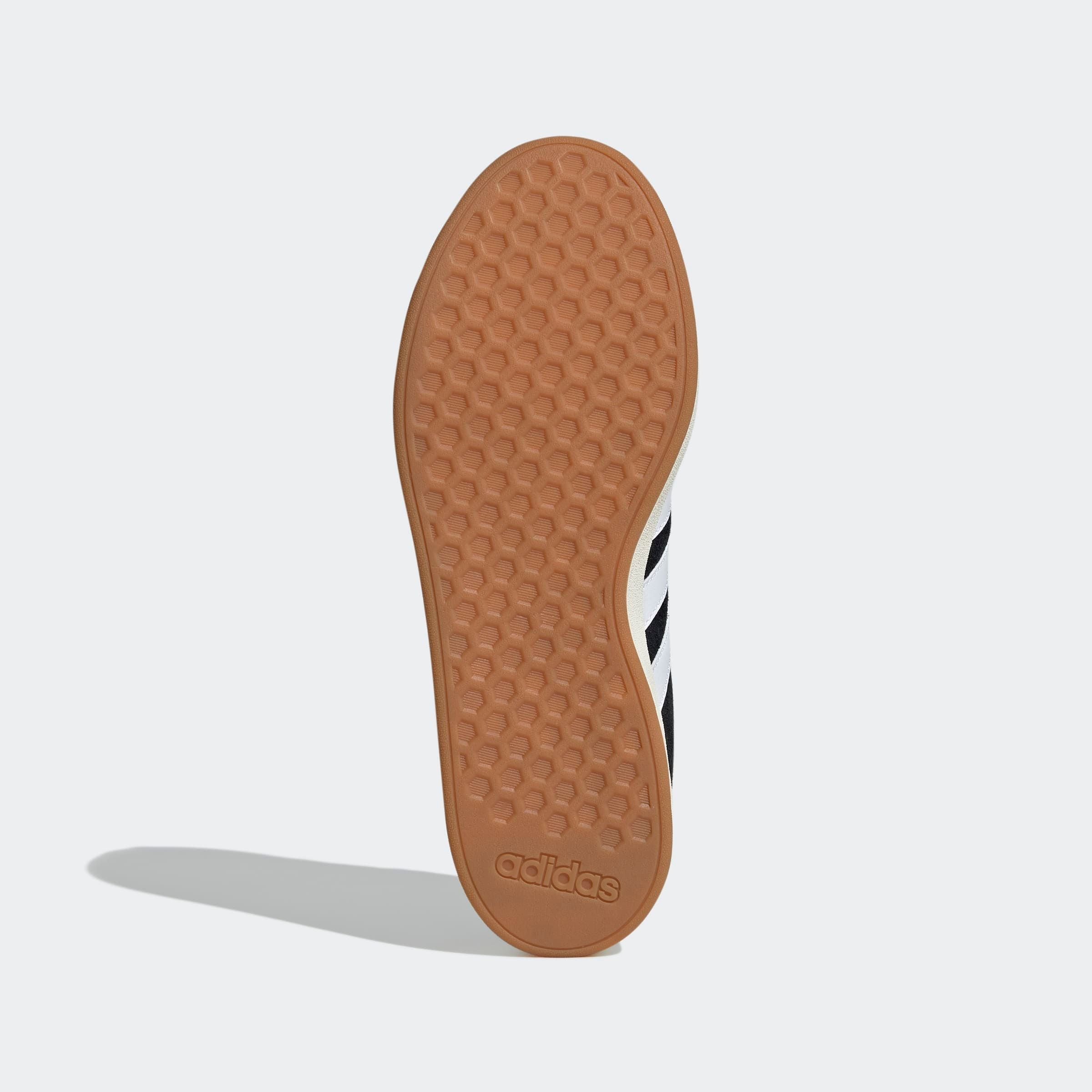 adidas Sportswear Sneaker »GRAND COURT BASE 00S«  Design auf den Spuren des adidas Campus 00