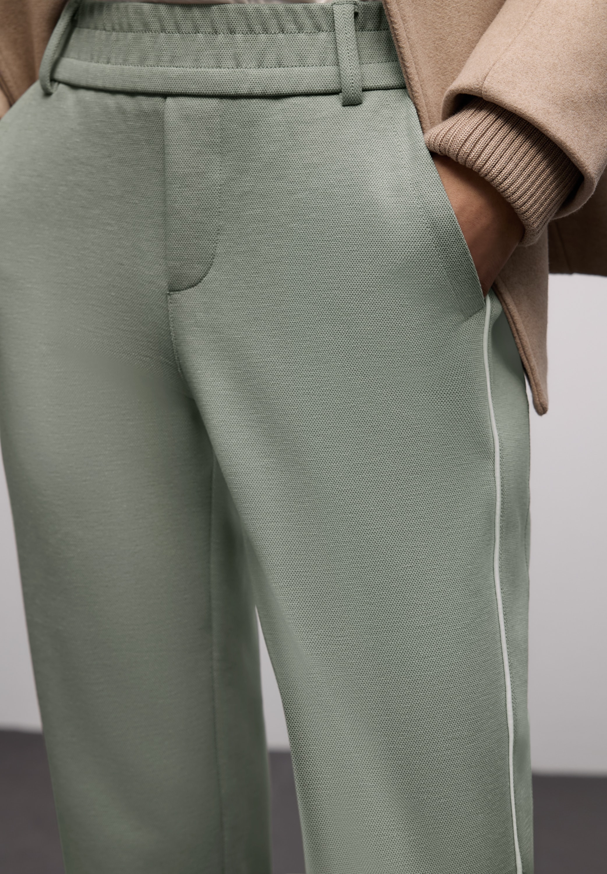 STREET ONE Pantalon en tissu »Style Bonny Piqué«  mit Tape-Detail