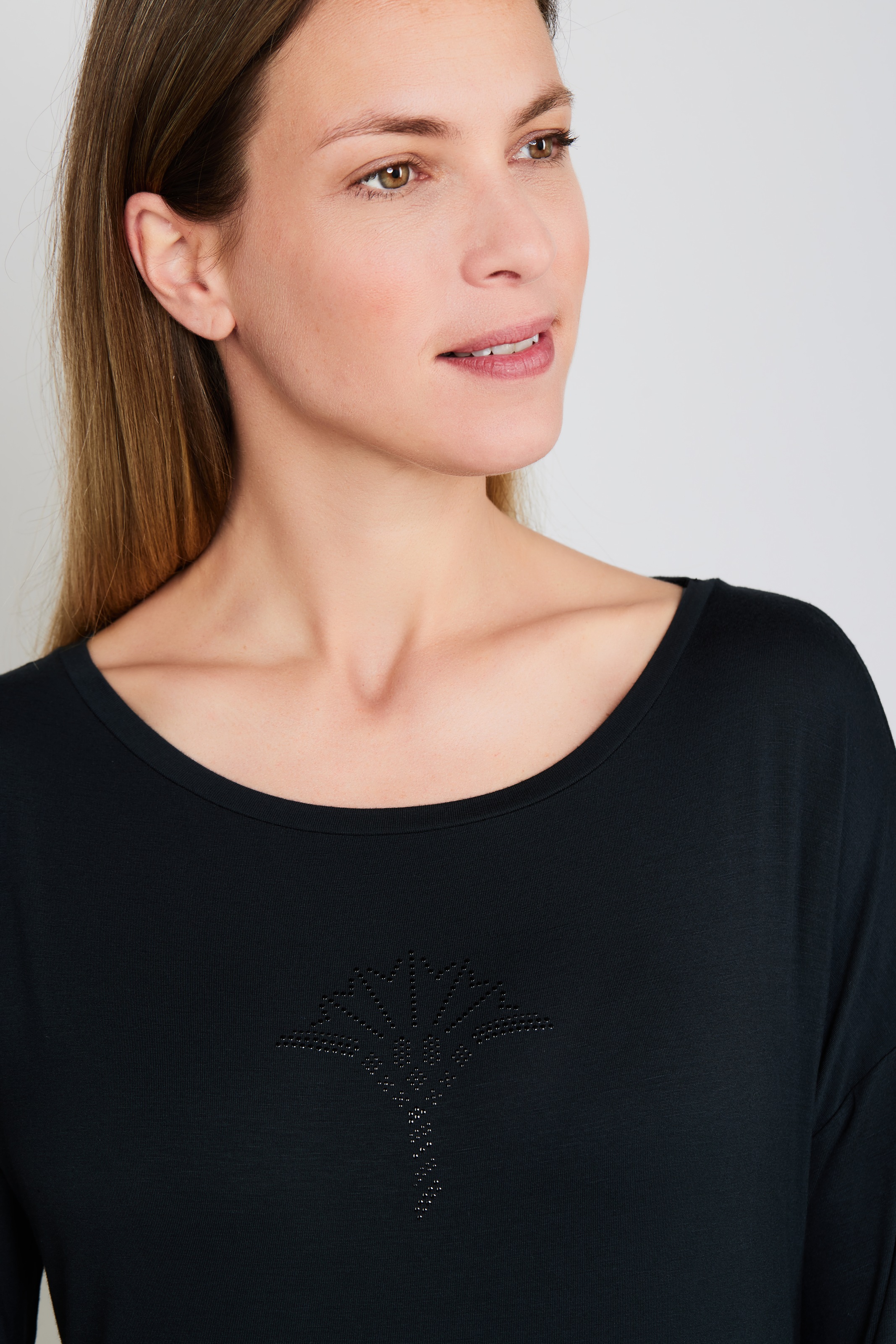 JOOP! Nachthemd »Luxe« Langarm, Cornflower-Logo mit Glitzersteinen, bequem