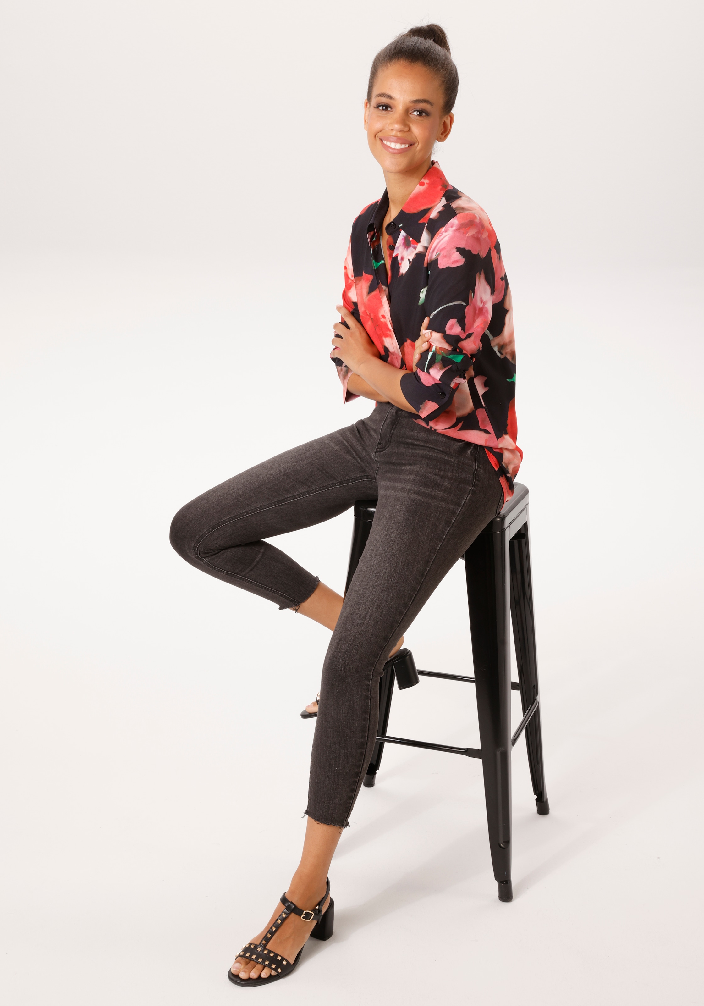 Aniston CASUAL Hemdbluse mit farbenfrohen Batik-Blüten bedruckt - NEUE KOLLEKTION