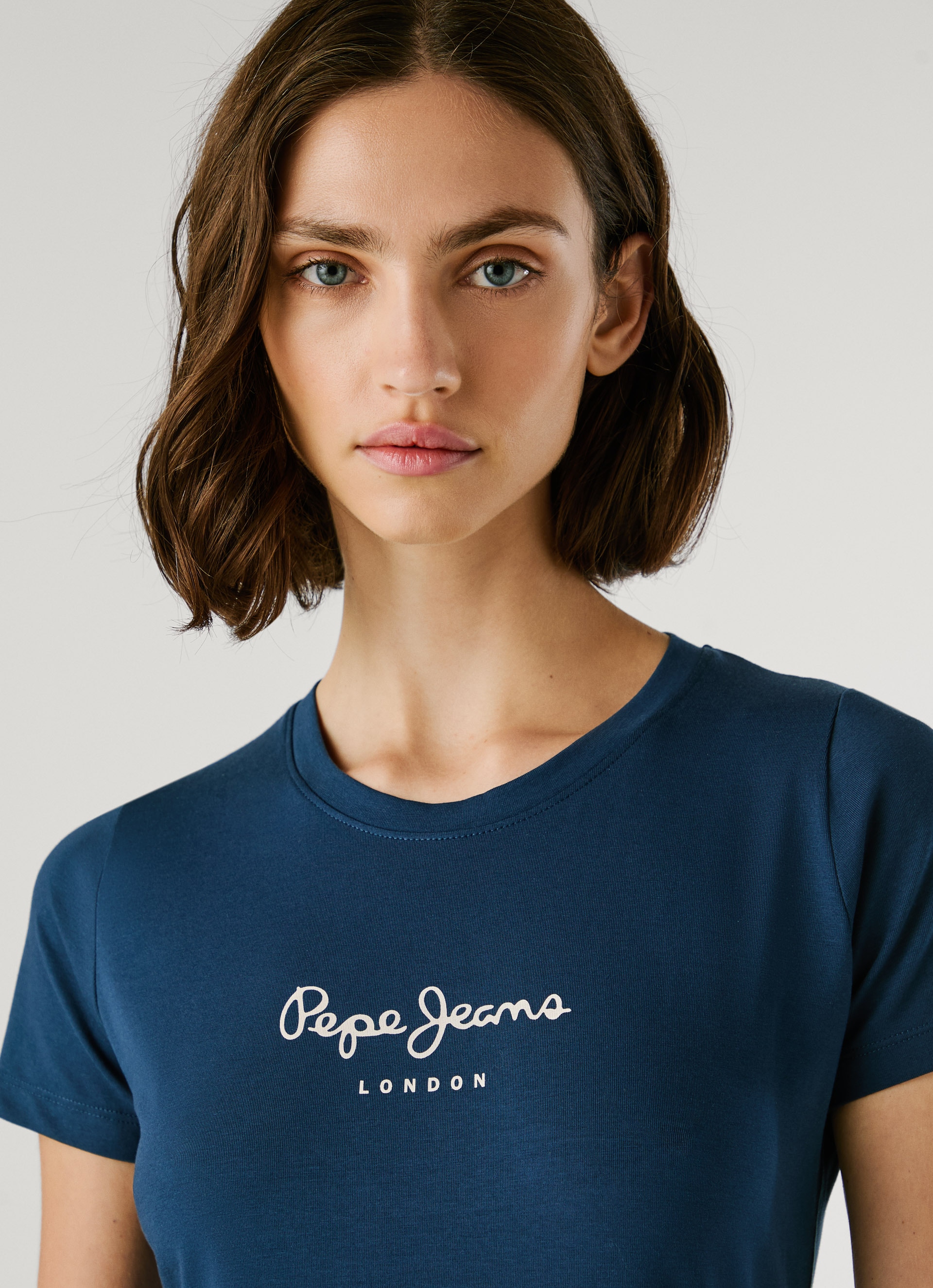 Pepe Jeans »NEW VIRGINIA« mit Logo-Print