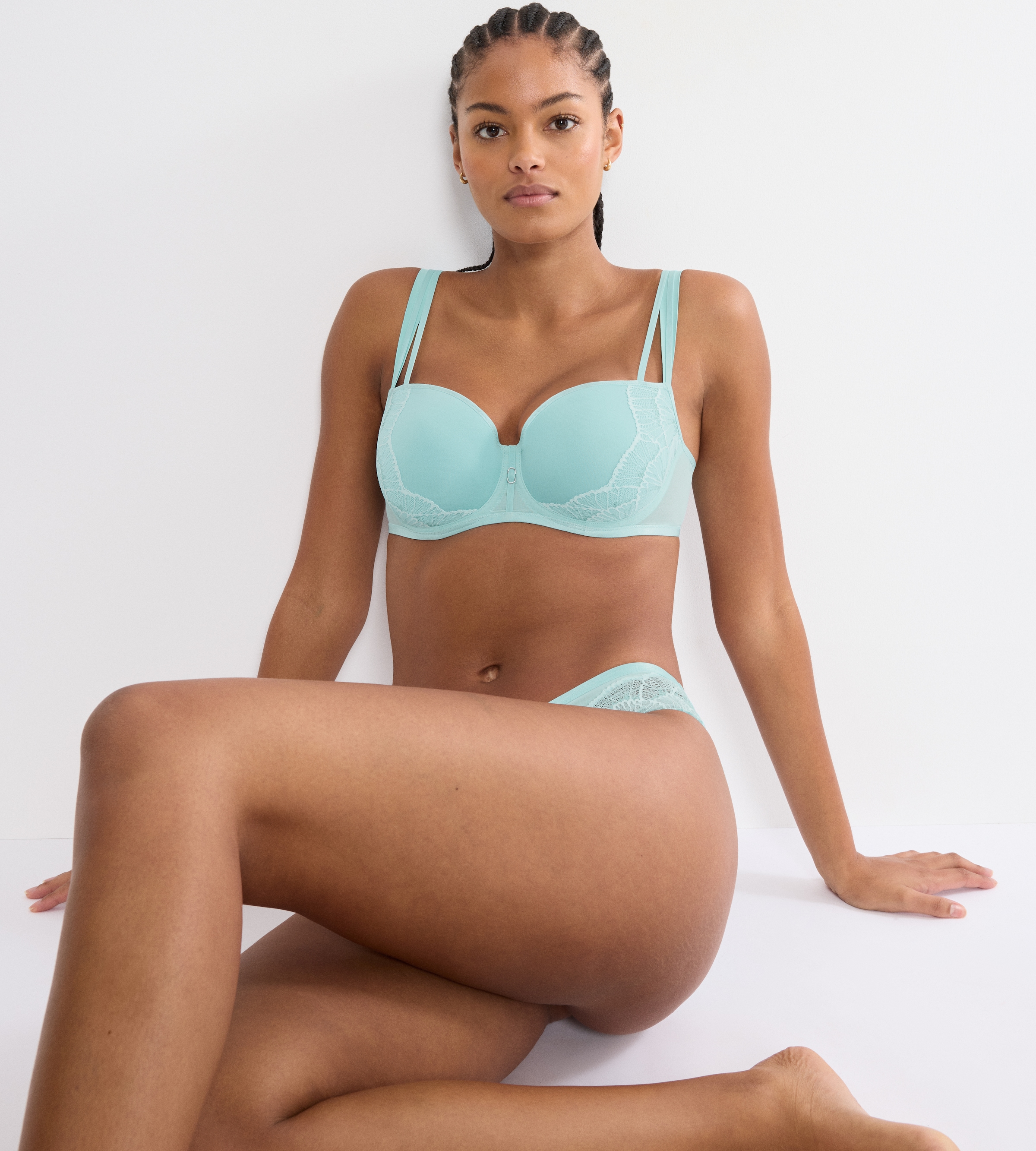 Triumph Balconette-BH »Palina Moonlight Kiss« Triumph x Palina Rojinski, gefütterte Spacer-Cups, Spitze, Glitzergarn