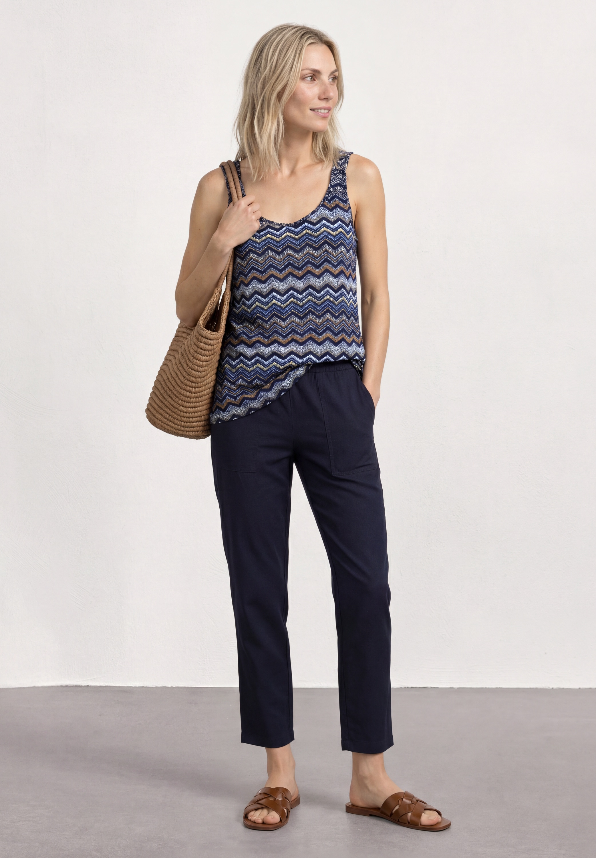 STREET ONE Shirttop Sommertop mit grafischem Muster