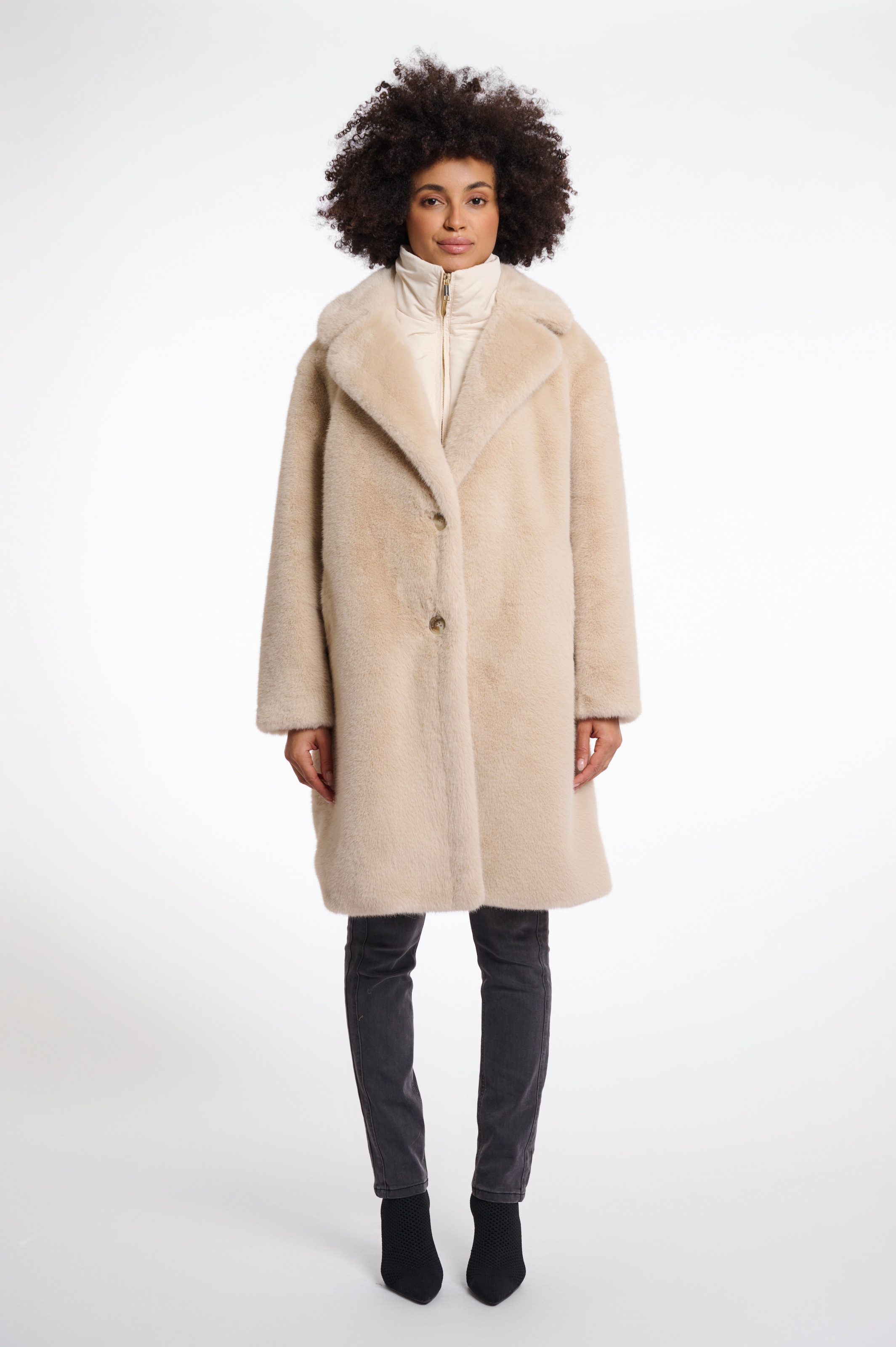 Rino & Pelle Manteau en imitation fourrure Avec col à revers et fermeture à 2 boutons