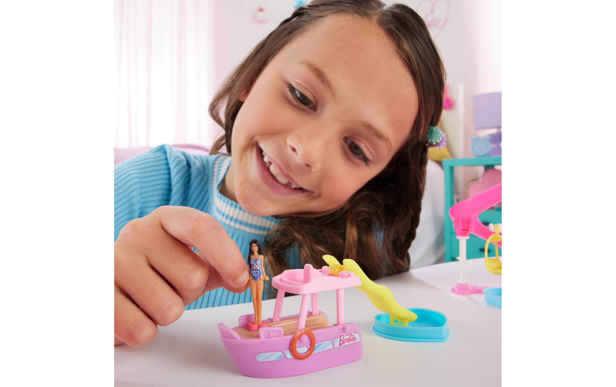 Barbie Poupée à habiller »Mini BarbieLand Traumboot«