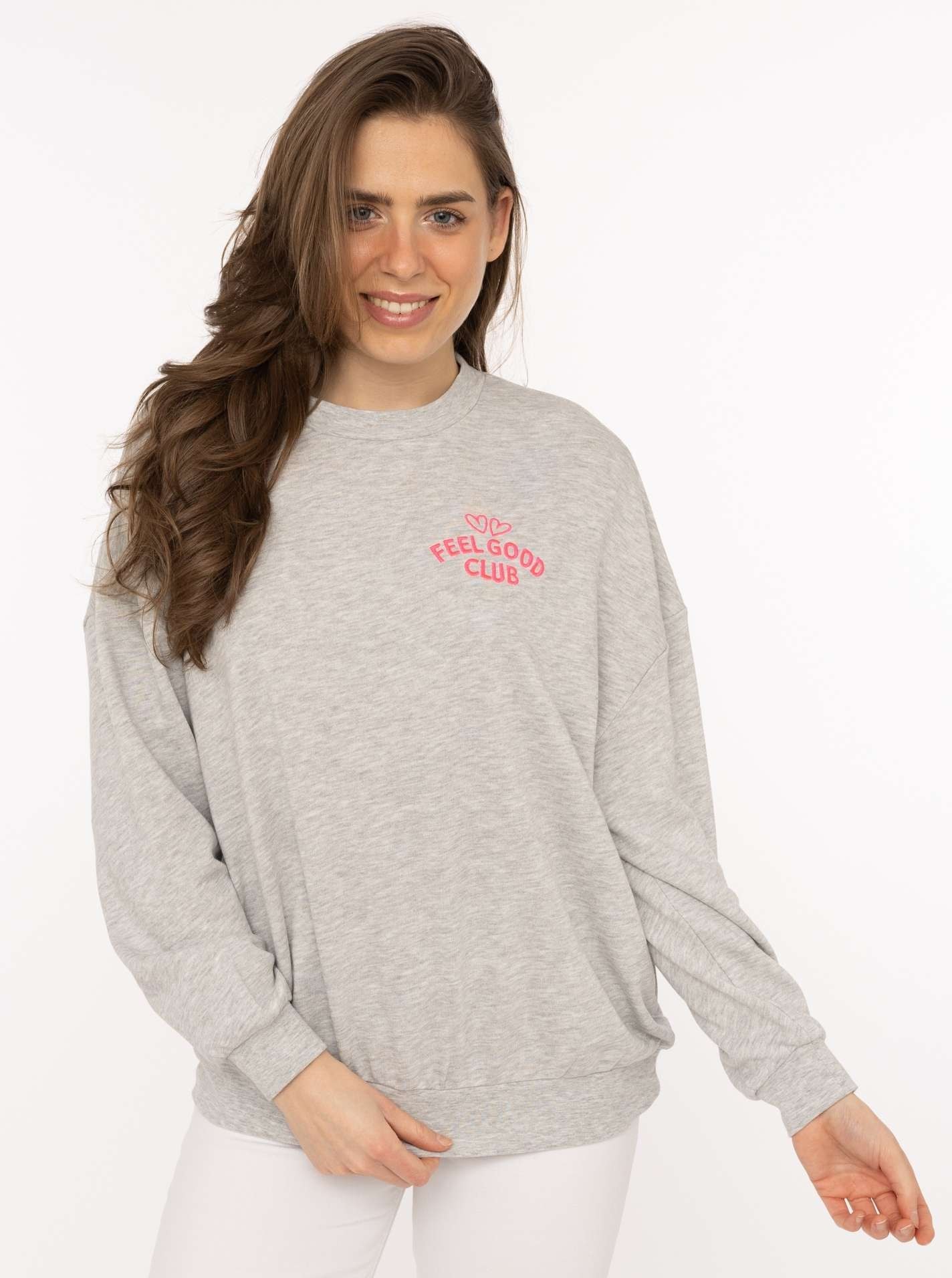 Zwillingsherz Sweat-shirt »"Feel Good Club"«, Rundhals, kleine Stickerei vorne
