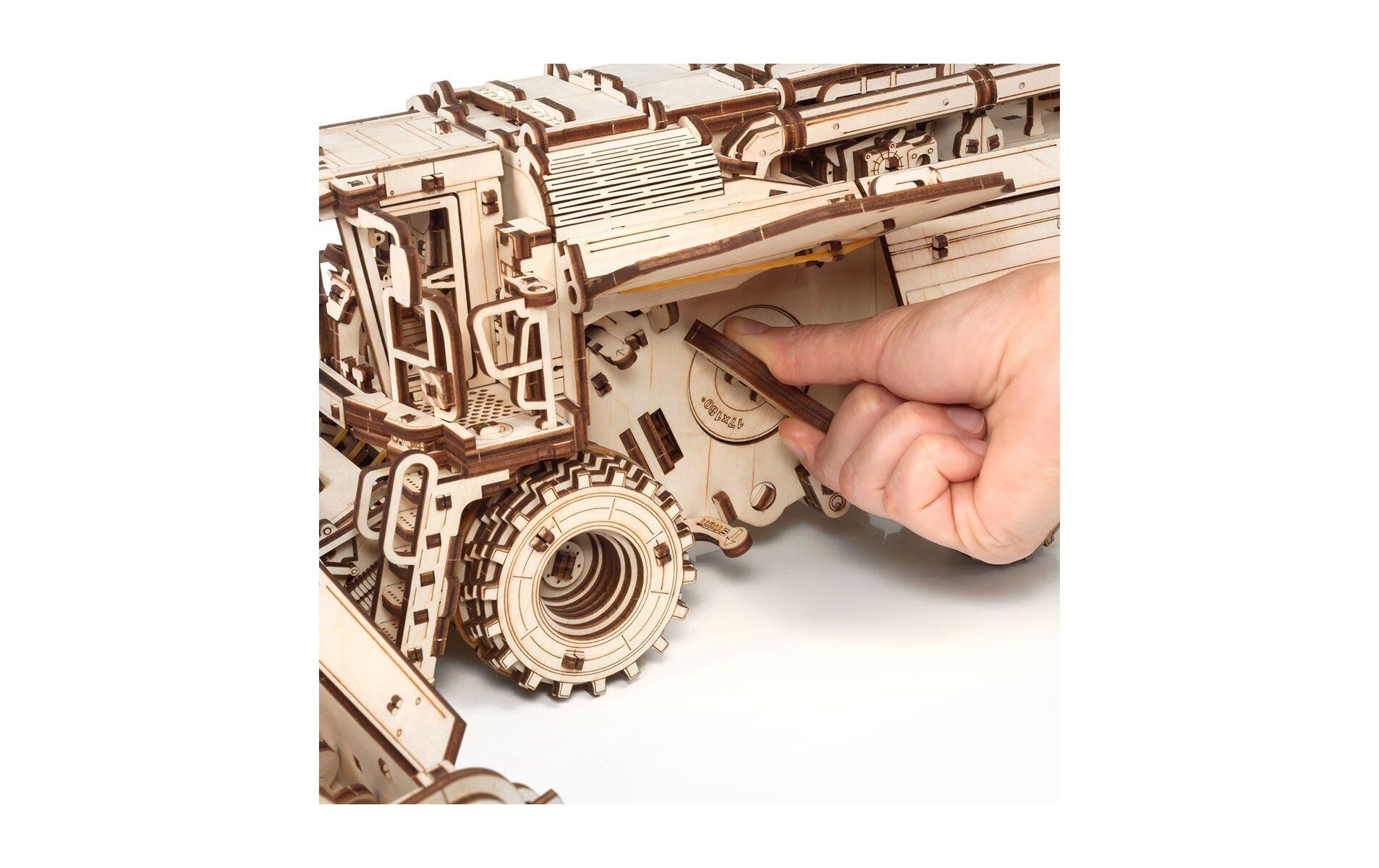   Kit de modèles réduits »Eco-Wood-Art Mähdrescher GH800« 864 cuis tlg.