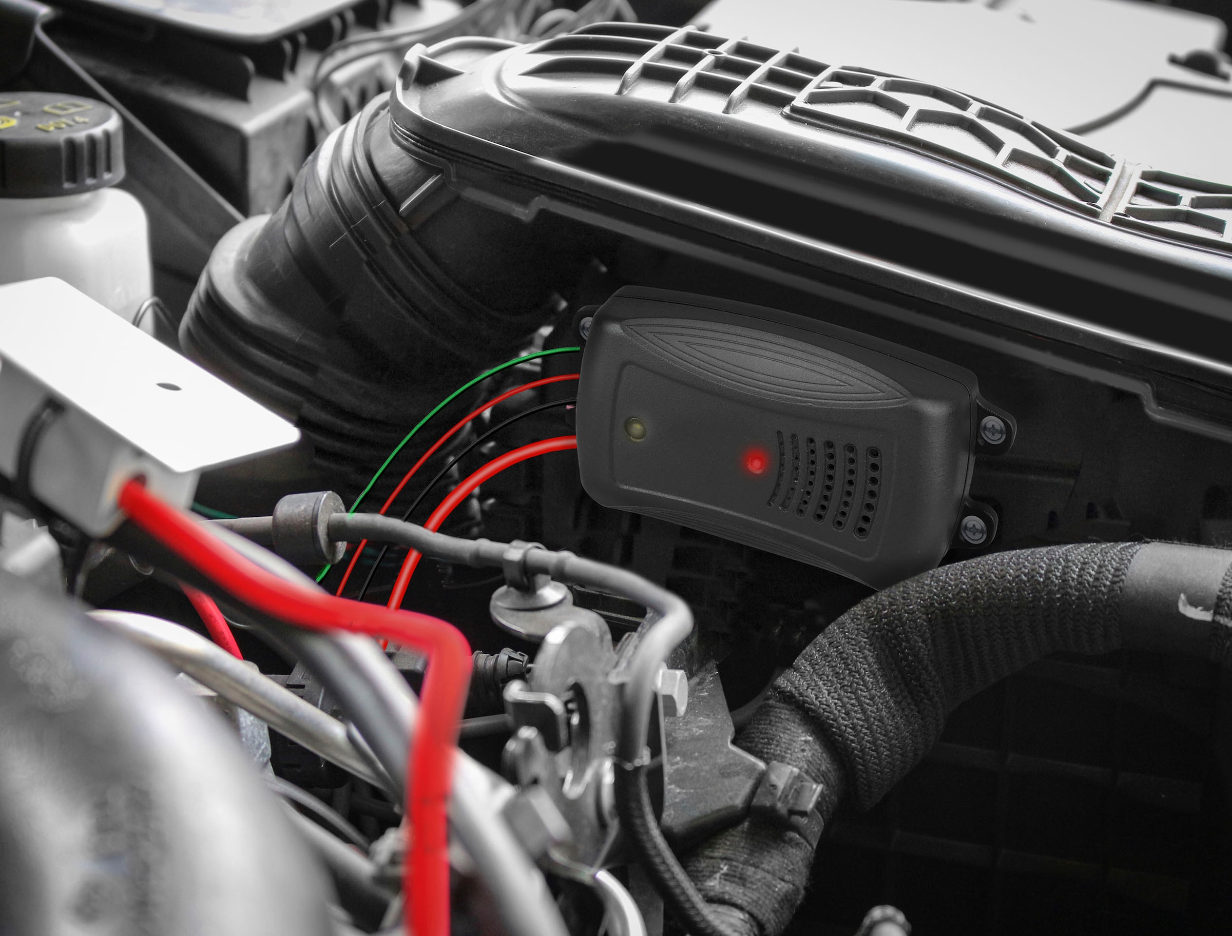 EUFAB Défense contre les animaux à ultrasons mit Hochspannung, gegen Marder, für PKW und Wohnmobil