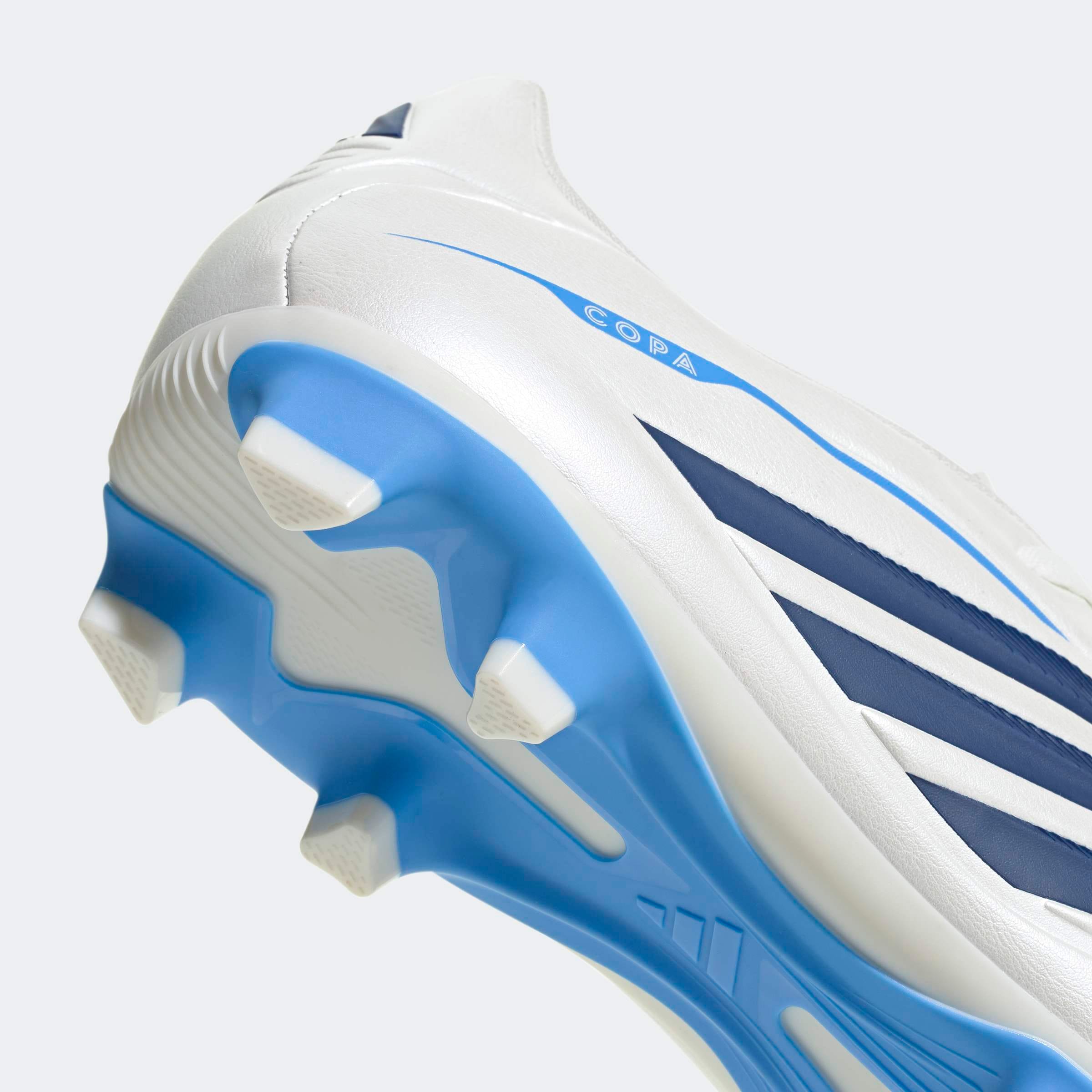 adidas Performance Fussballschuh »COPA PURE IV CLUB , FESTE / GEMISCHTE BÖDEN«  für viele verschiedene Böden geeignet
