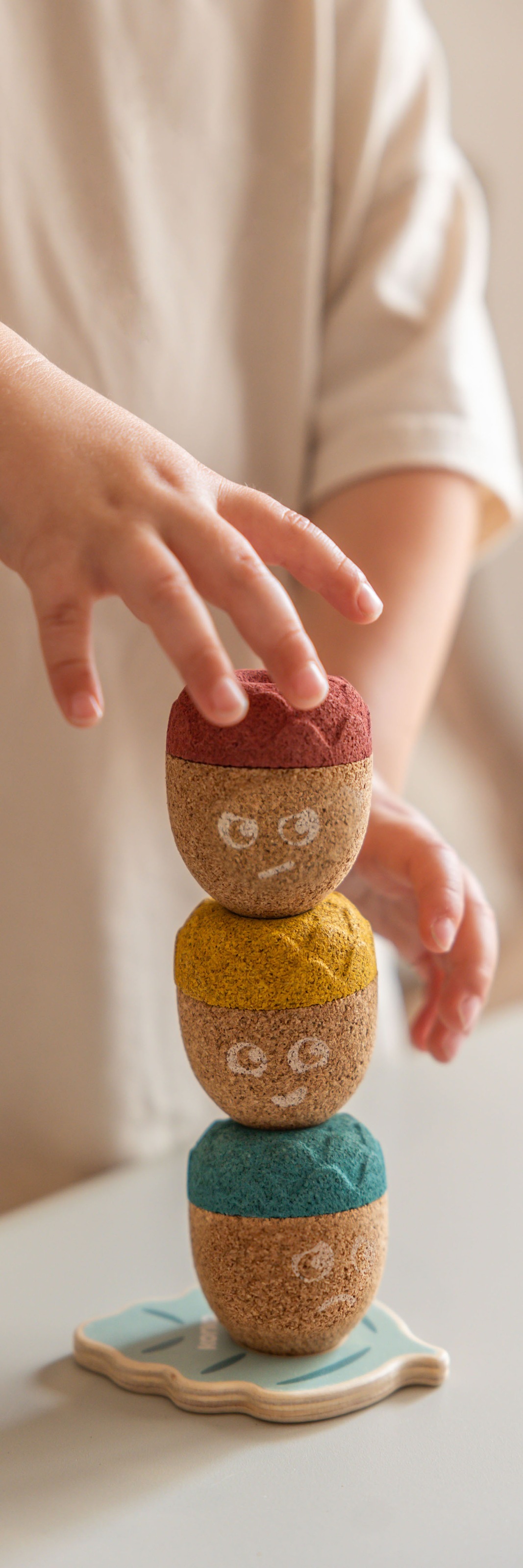 KORKO Stapelspielzeug »Magical Mood Acorns« Made in Europe