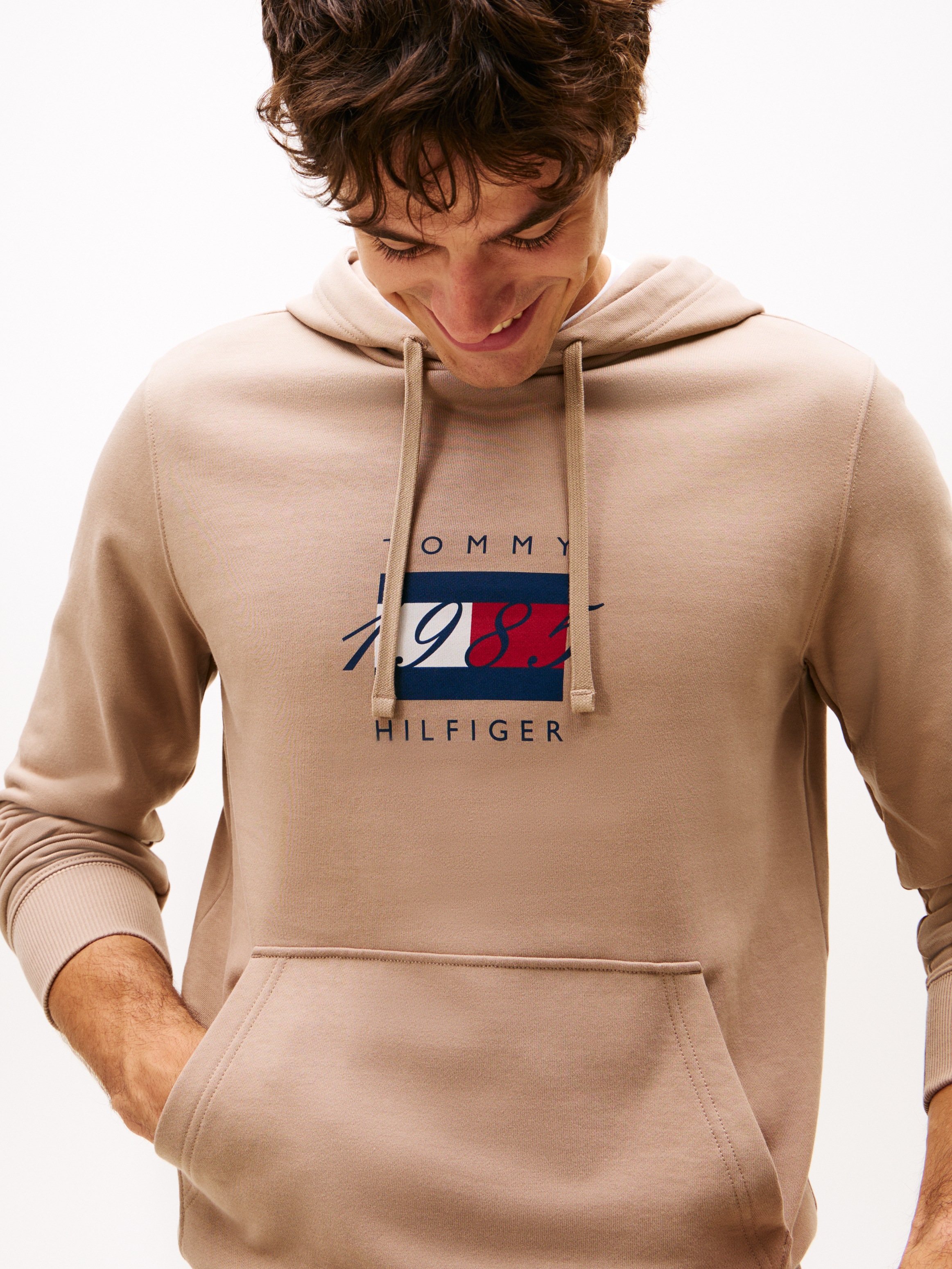 Tommy Hilfiger Sweat à capuche »LINEAR FLAG GRAPHIC«, Regular Fit, Hoodie, Kapuze mit Tunnelzug
