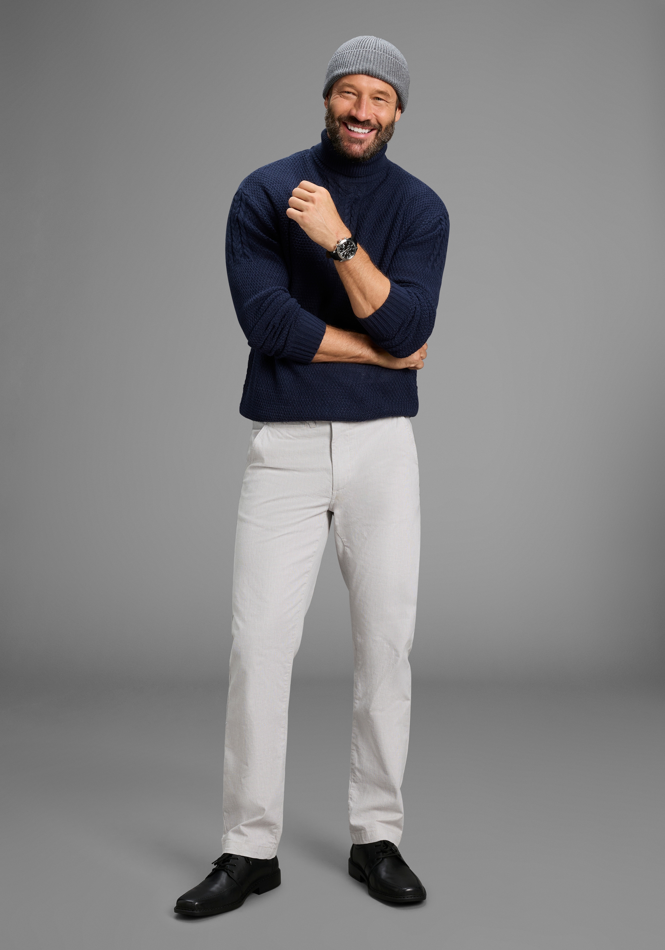 DELMAO Rollkragenpullover »Neue Kollektion! Highlight Zopfmuster« aus Strickmaterial, mit Rollkragen, Regular Fit, mit Langarm