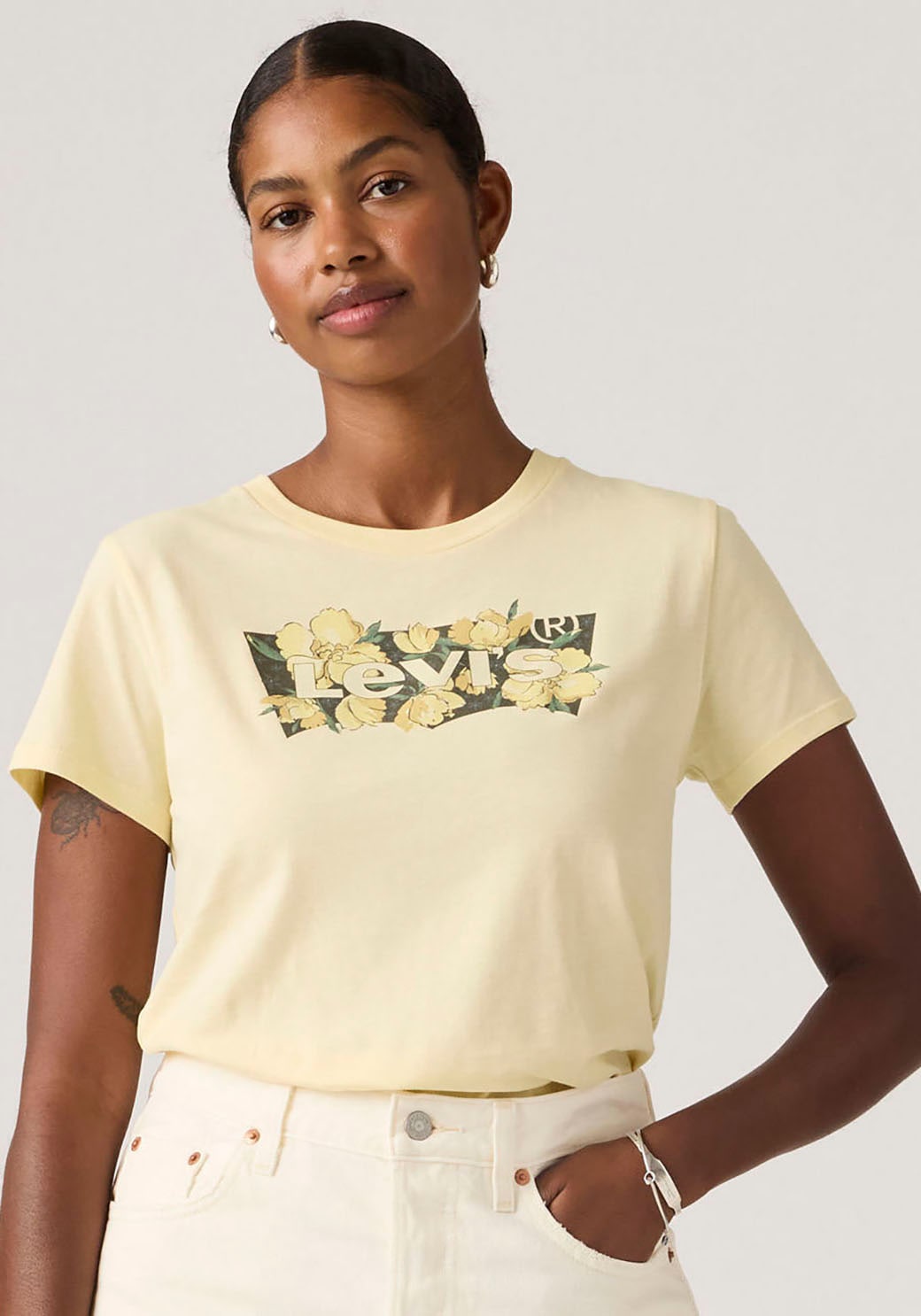 Levi's® T-Shirt »LSE THE PERFECT TEE« mit Logodruck
