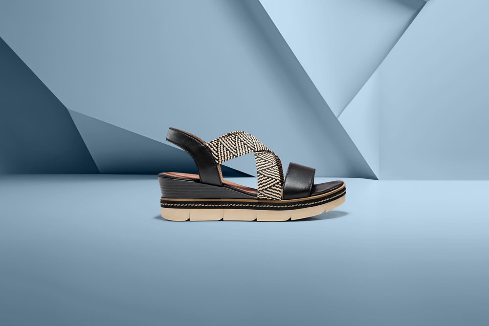 Remonte Keilsandalette  , Riemchensandale, Sommerschuh, Bequemschuh mit Muster