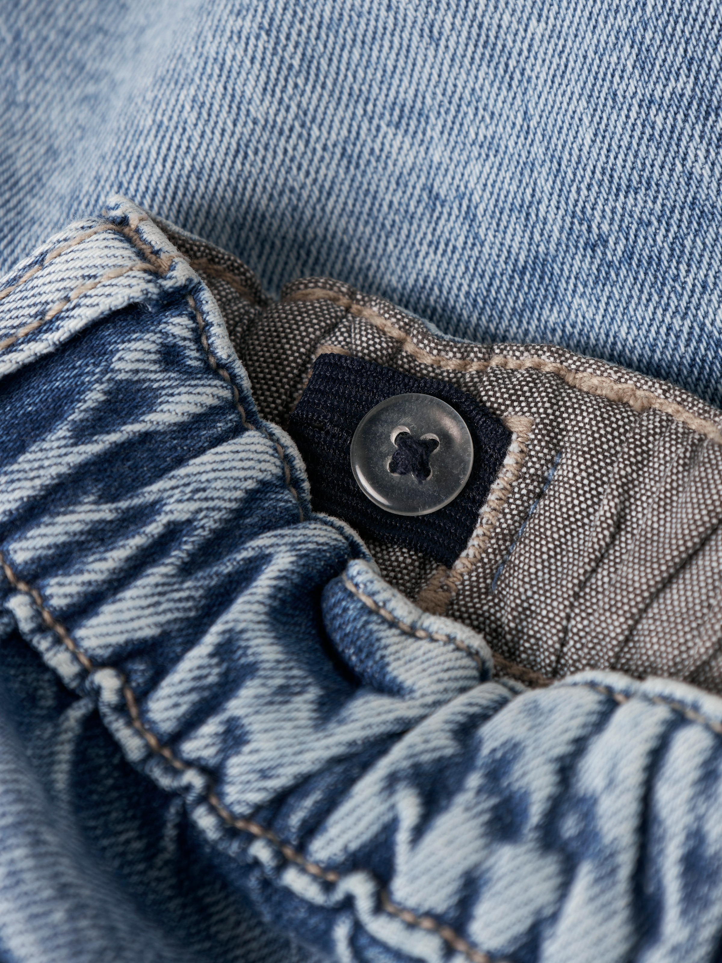 Name It Jeansshorts »NMMBEN LOOSE DNM BERMUDA 8620-BC NOOS« aus Baumwollmischung mit Elasthan, lockere Passform